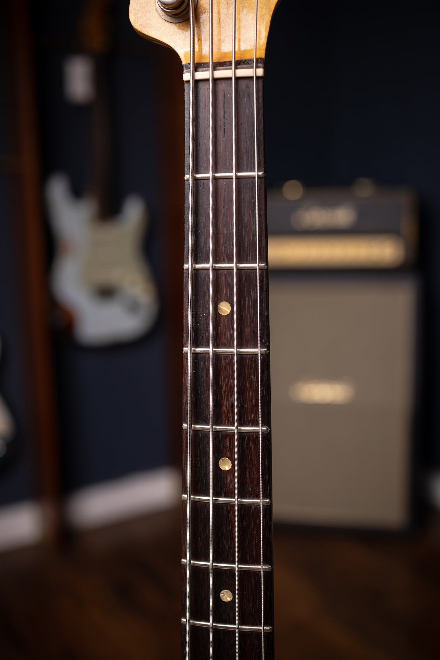1969 Fender Precision Bass - Sunburst