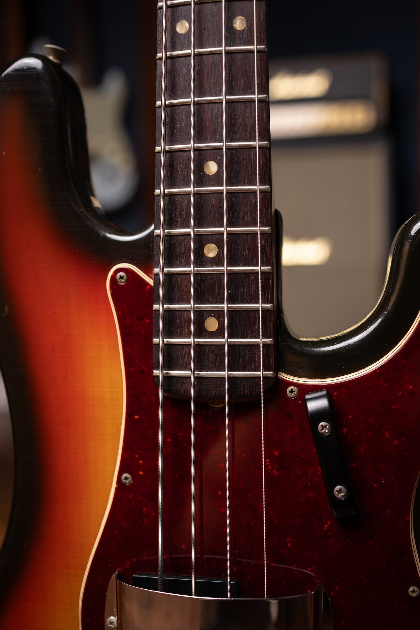 1969 Fender Precision Bass - Sunburst