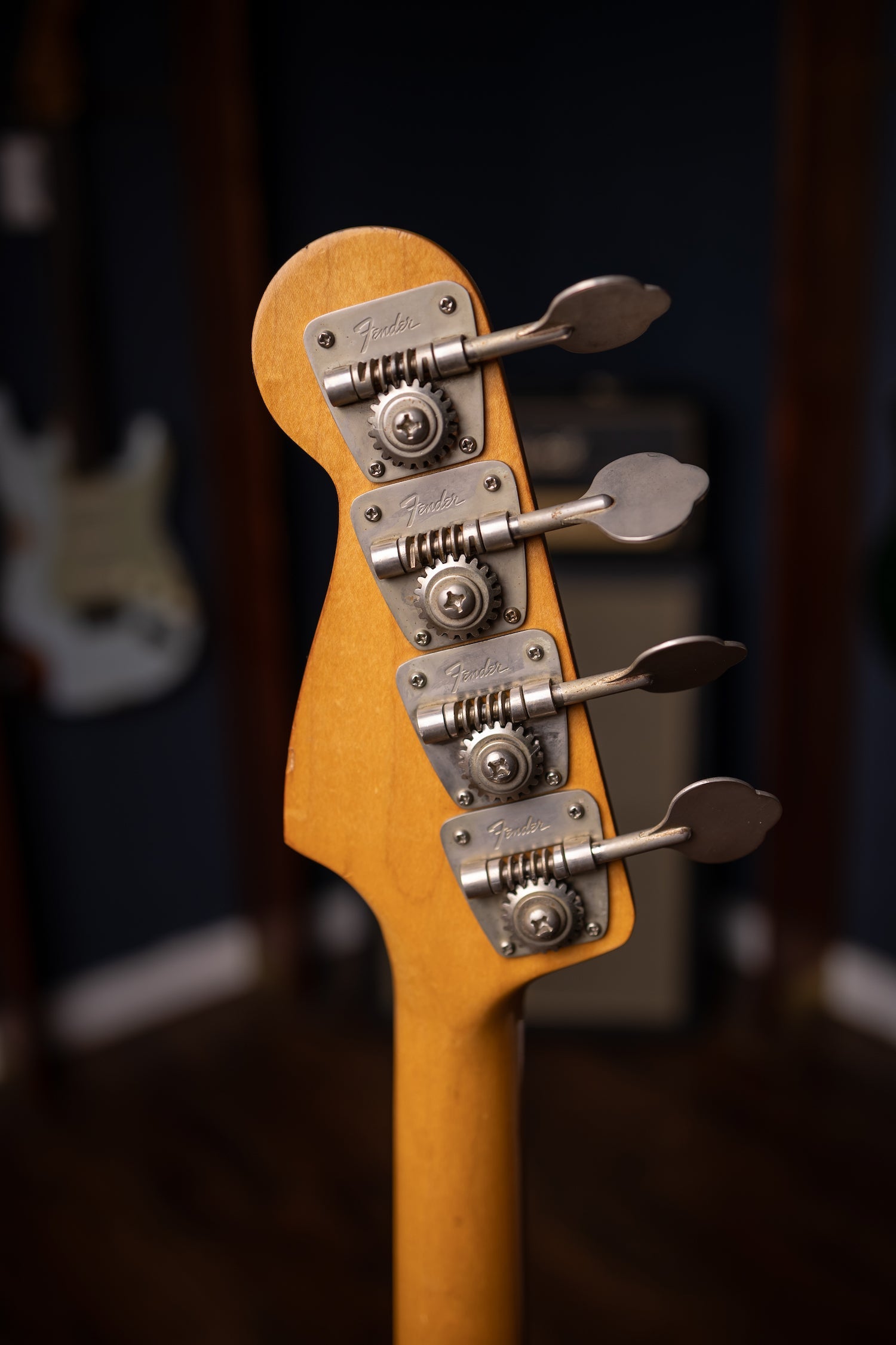 1969 Fender Precision Bass - Sunburst