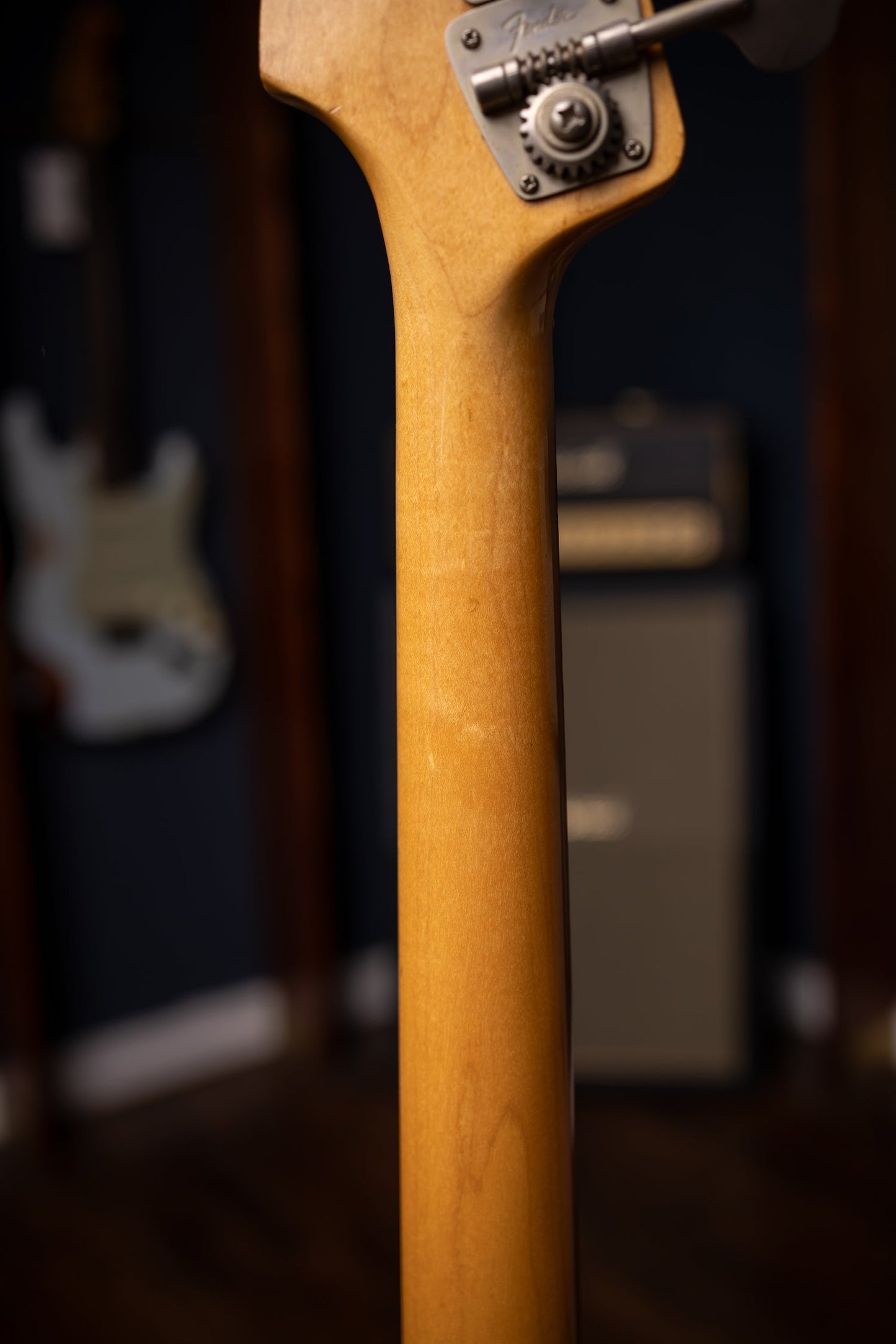 1969 Fender Precision Bass - Sunburst