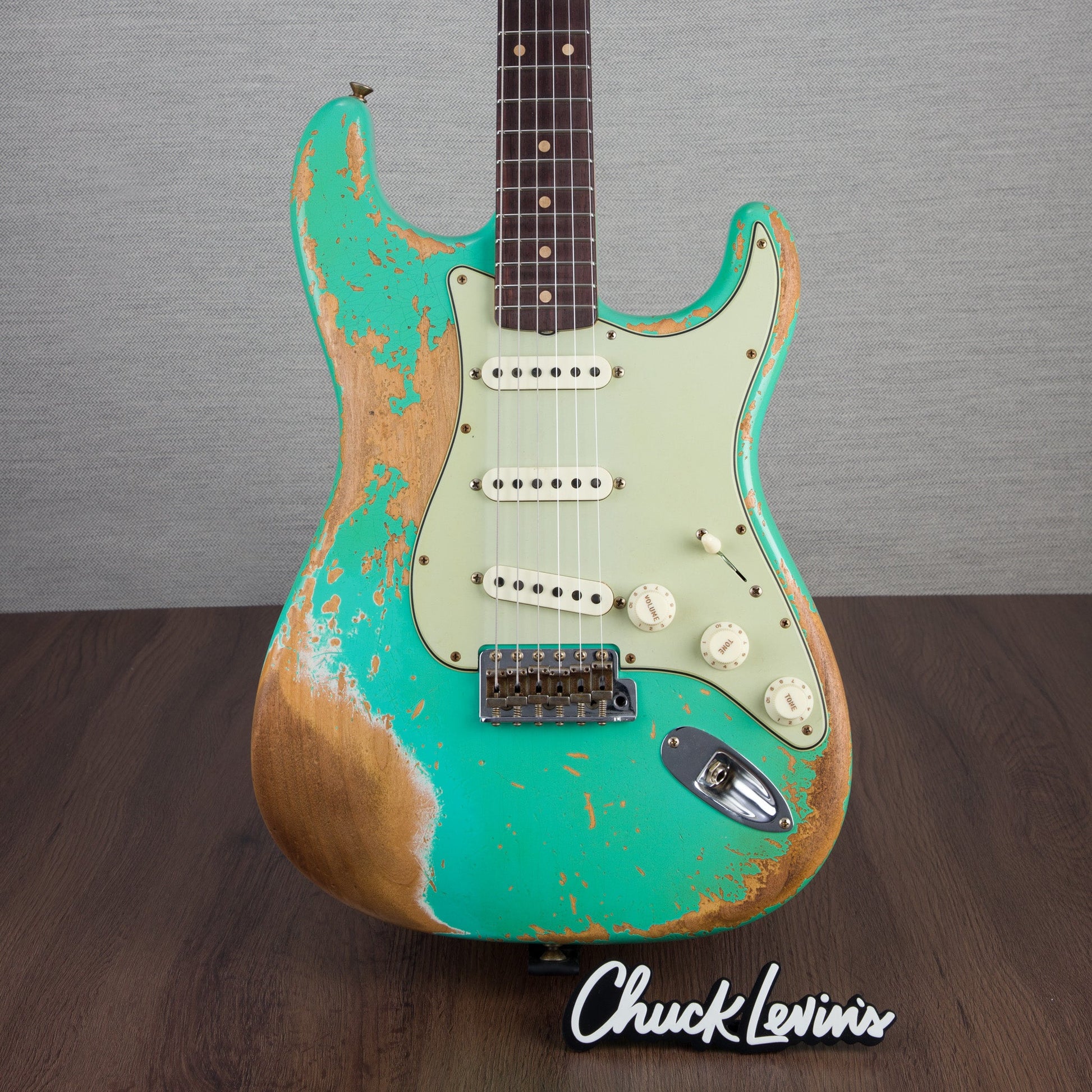 Fender Custom Shop Limited Edition Dual Mag II Stratocaster Super Heavy Relic - Aged Seafoam Green