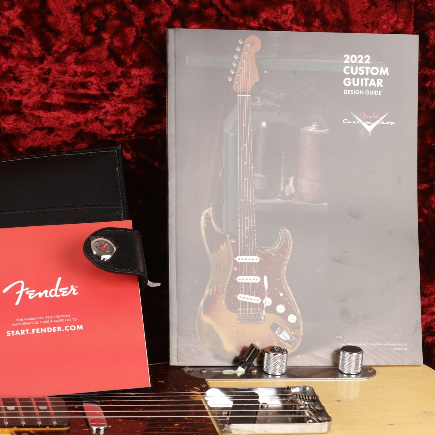 Fender Custom Shop 1962 Telecaster Custom Heavy Relic Guitar - Aged Vintage White - CHUCKSCLUSIVE - #R122567