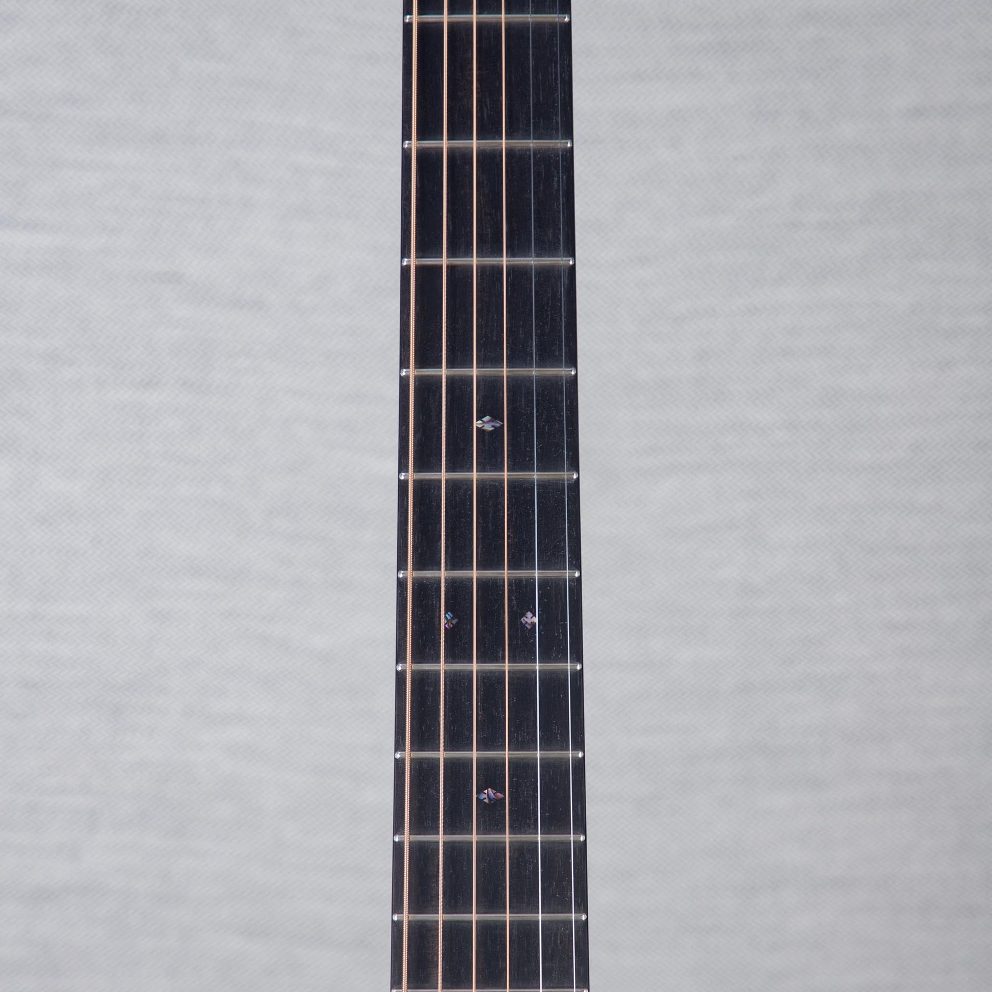 Martin Custom Shop 00-28 Style Wild Grain East Indian Rosewood/Sitka Spruce Fishman Matrix VT Acoustic Electric Guitar - Ambertone 1933 - #M2880835