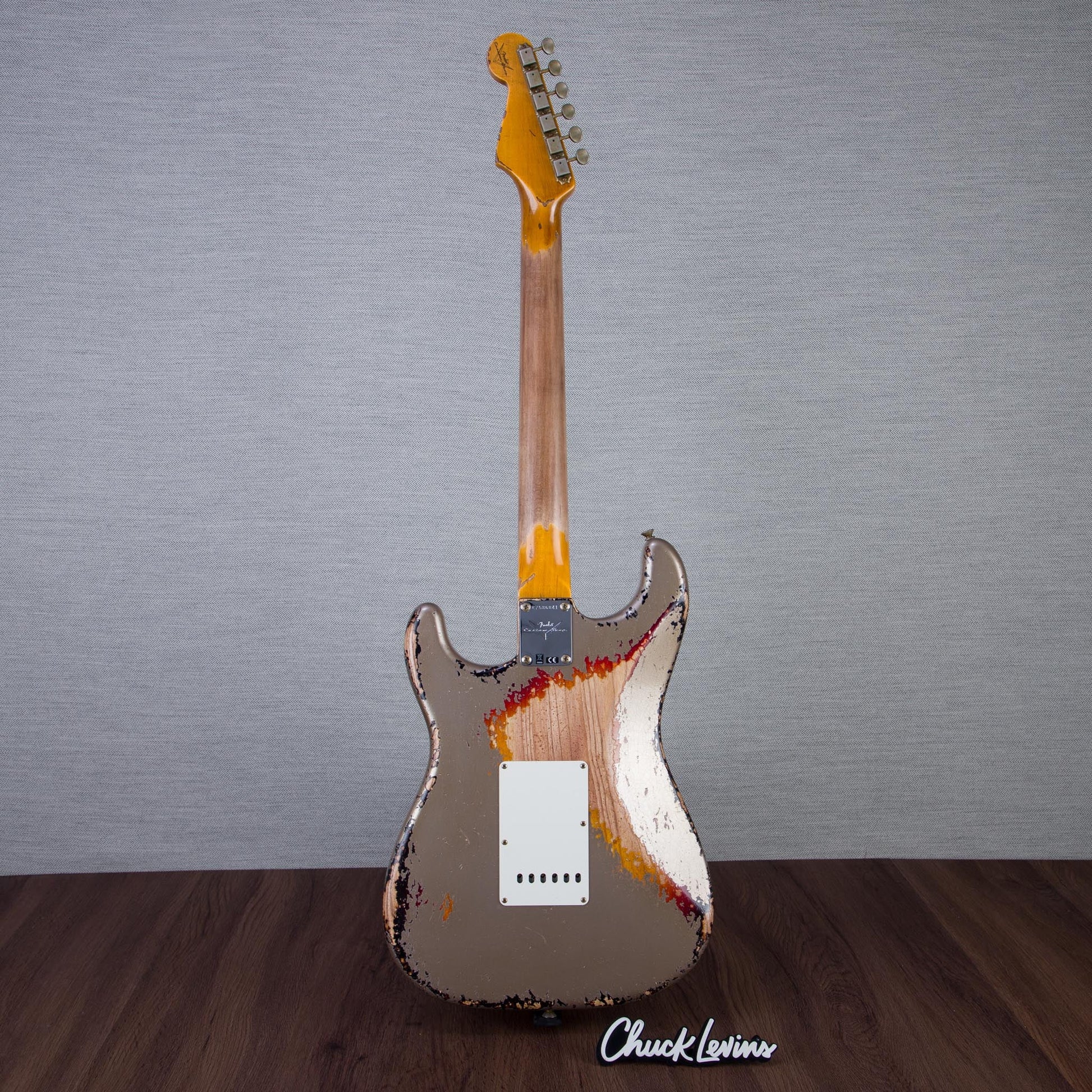 Fender Custom 1961 Stratocaster Electric Guitar Super Heavy Relic - Shoreline Gold over 3-Color Sunburst - #CZ586841