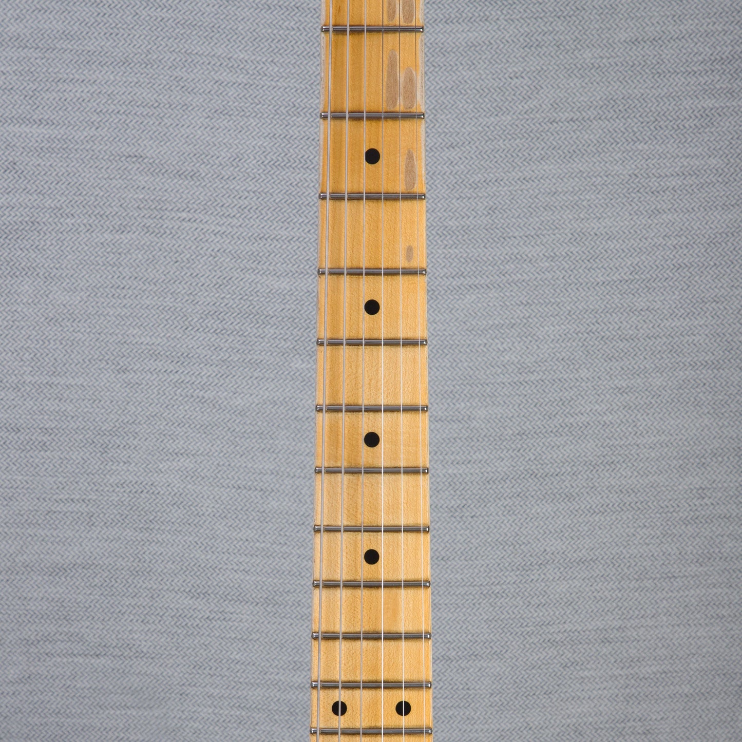 Fender Custom Shop Limited Edition 70th Anniversary 1954 Stratocaster Journeyman Relic Guitar - Wide-Fade 2-Color Sunburst - #XN4068