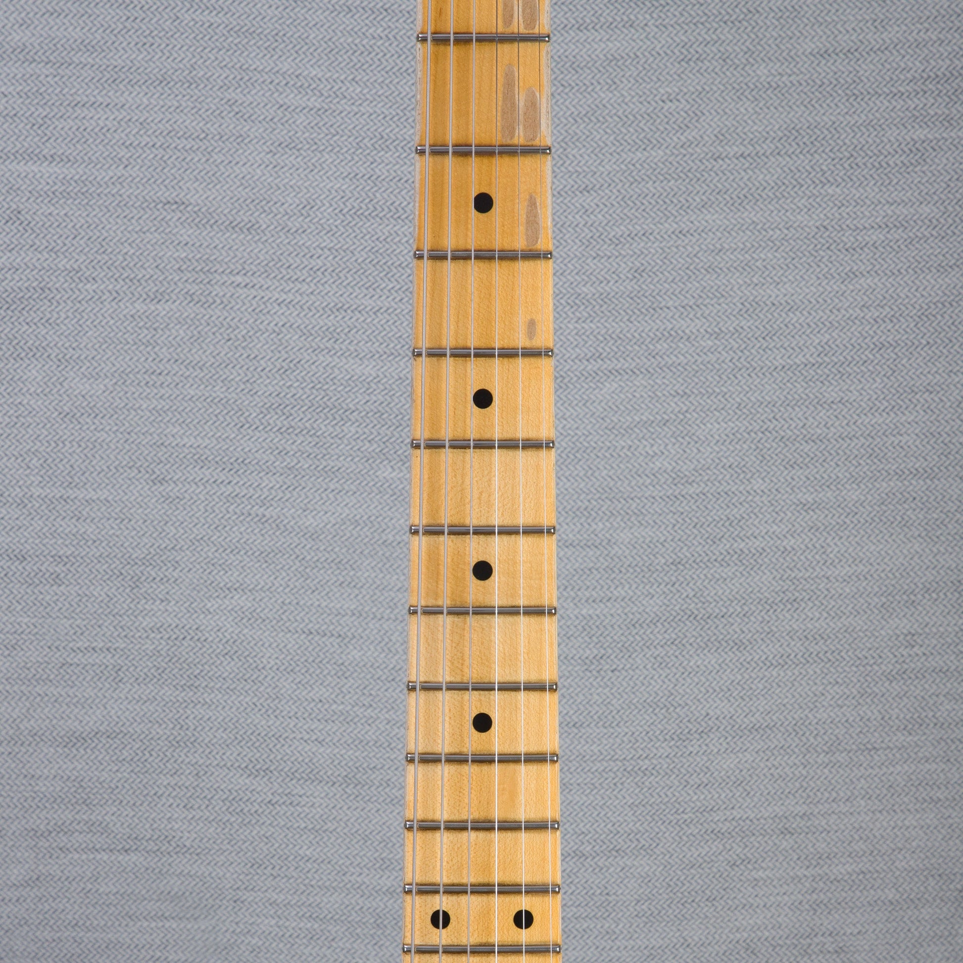 Fender Custom Shop Limited Edition 70th Anniversary 1954 Stratocaster Journeyman Relic Guitar - Wide-Fade 2-Color Sunburst - #XN4068