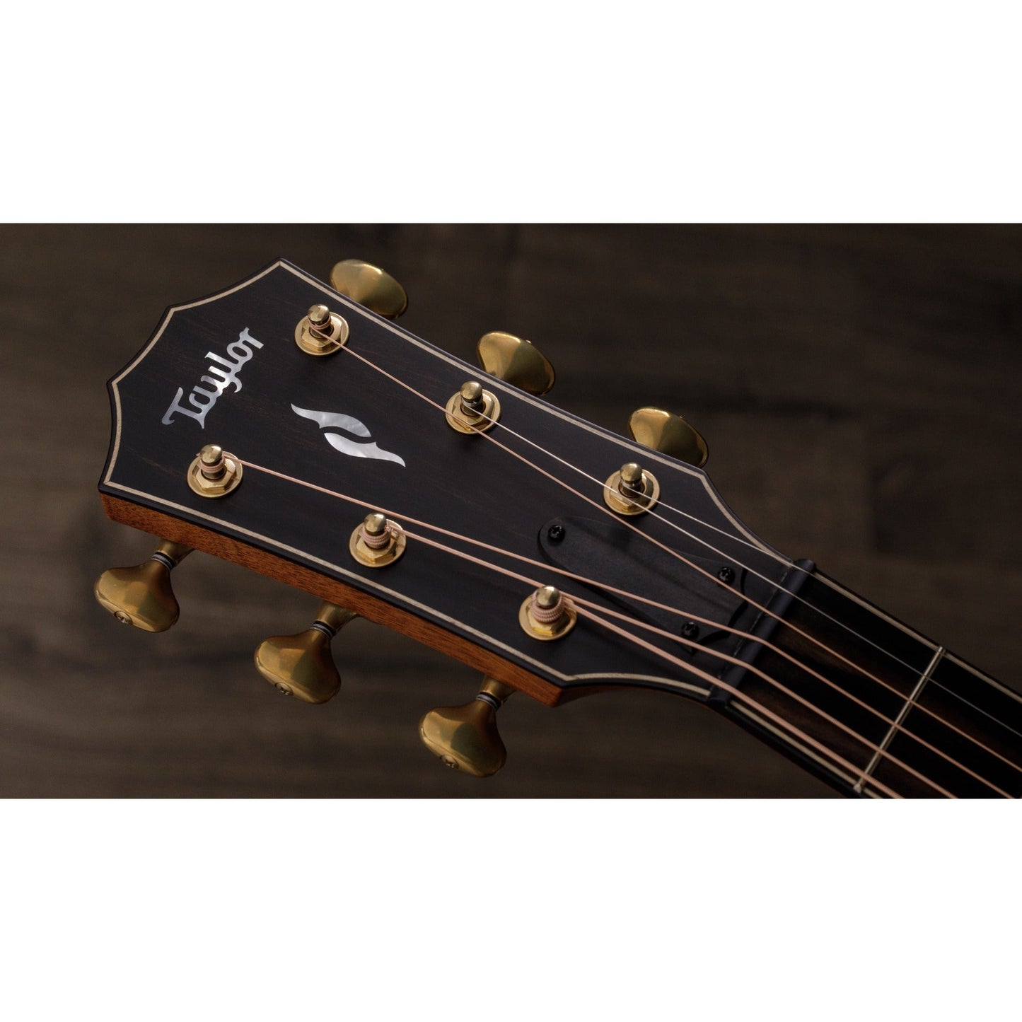 Taylor 814ce Builder’s Edition Grand Auditorium Acoustic Electric Guitar - Adirondack Spruce