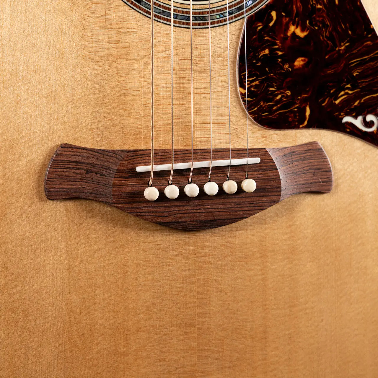Taylor Gold Label 814e Acoustic/Electric Guitar - Natural