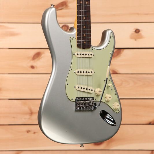 Fender Custom Shop Limited 1964 Stratocaster Journeyman Relic - Inca Silver