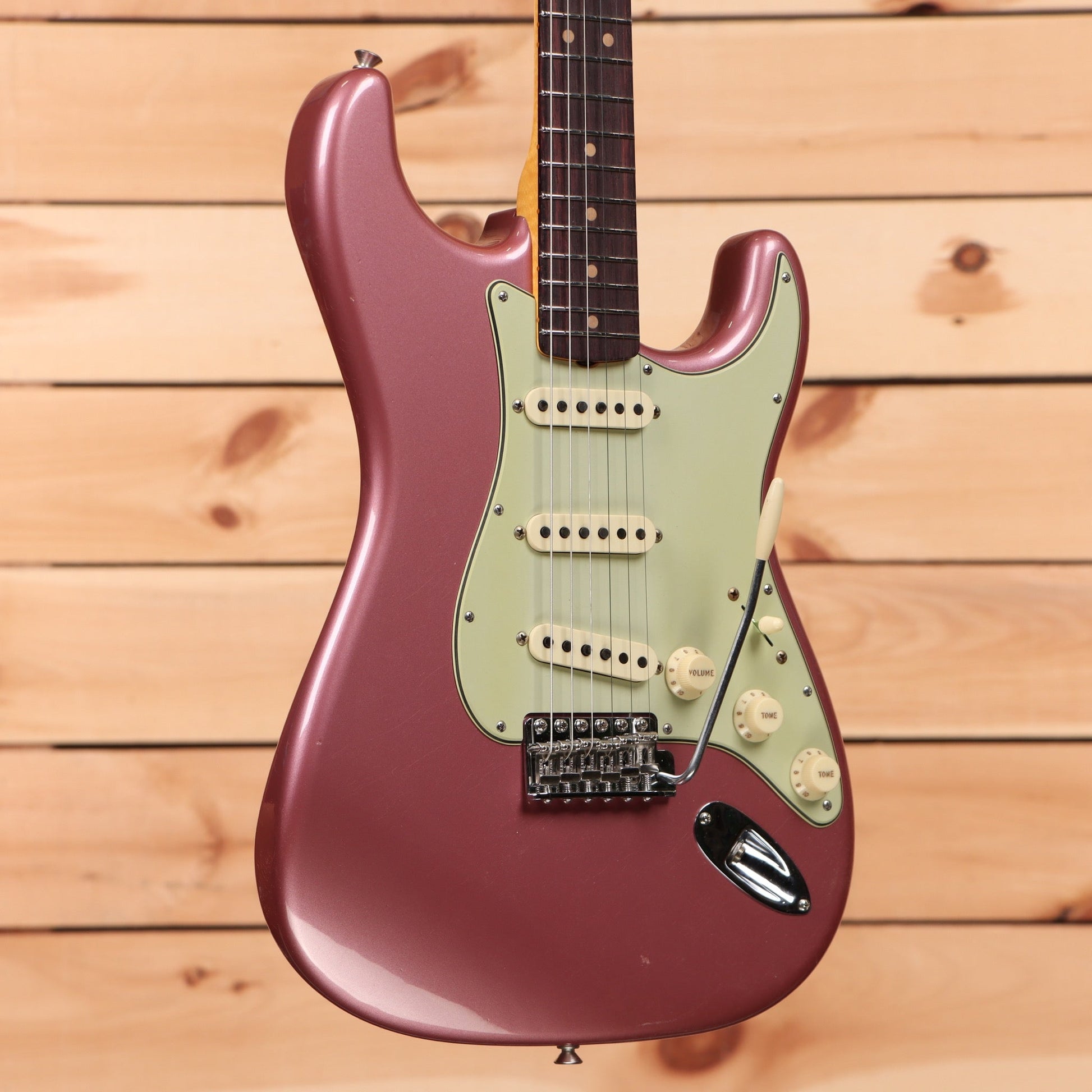 Fender Custom Shop Limited 1964 Stratocaster Journeyman Relic - Burgundy Mist Metallic