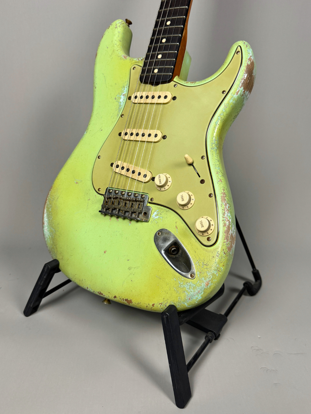 SOLD - Fender Masterbuilt Vincent Van Trigt '62 Stratocaster Heavy Relic - USA 2023