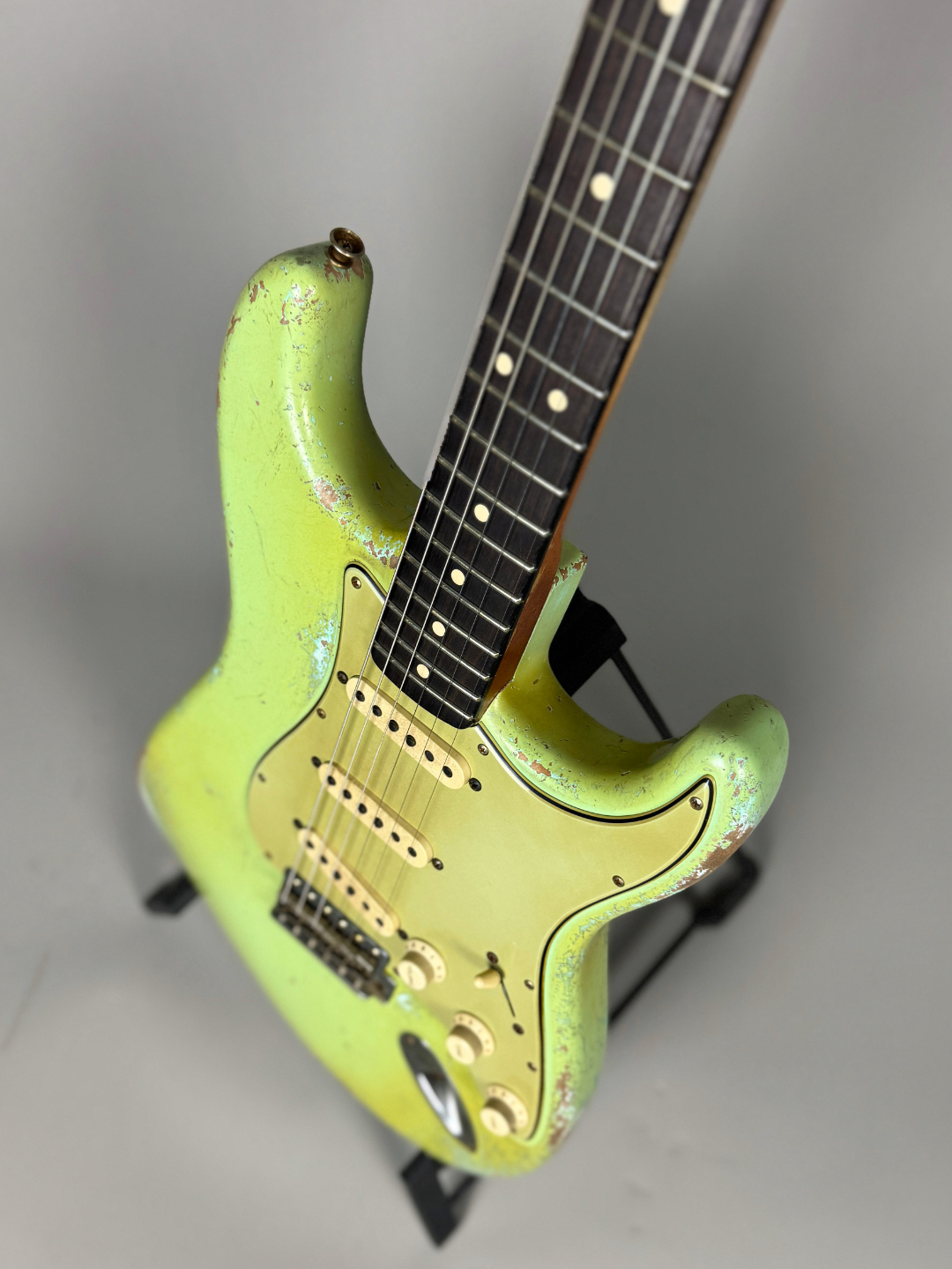 SOLD - Fender Masterbuilt Vincent Van Trigt '62 Stratocaster Heavy Relic - USA 2023
