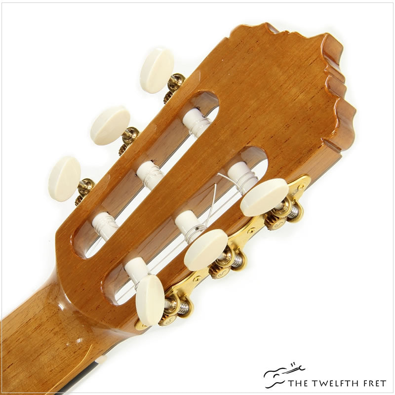 Alhambra Linea Professional Model Classical Guitar