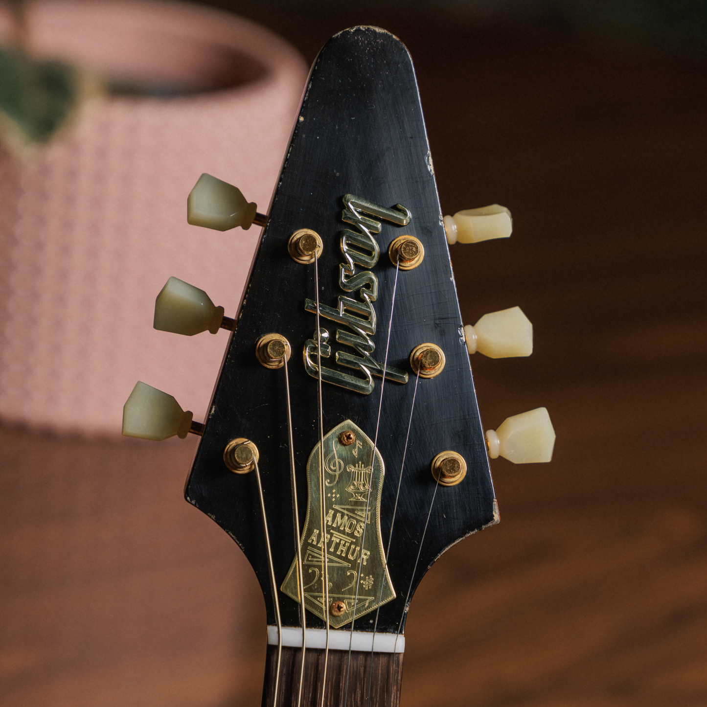 Gibson Custom Joe Bonamassa "Amos" 1958 Flying V Collector's Edition, Antique Natural
