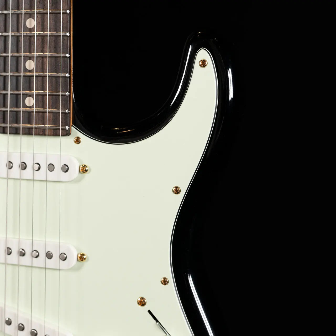 Tom Anderson Icon Classic In-Distress Level 1 - Black w/ Gold Hardware