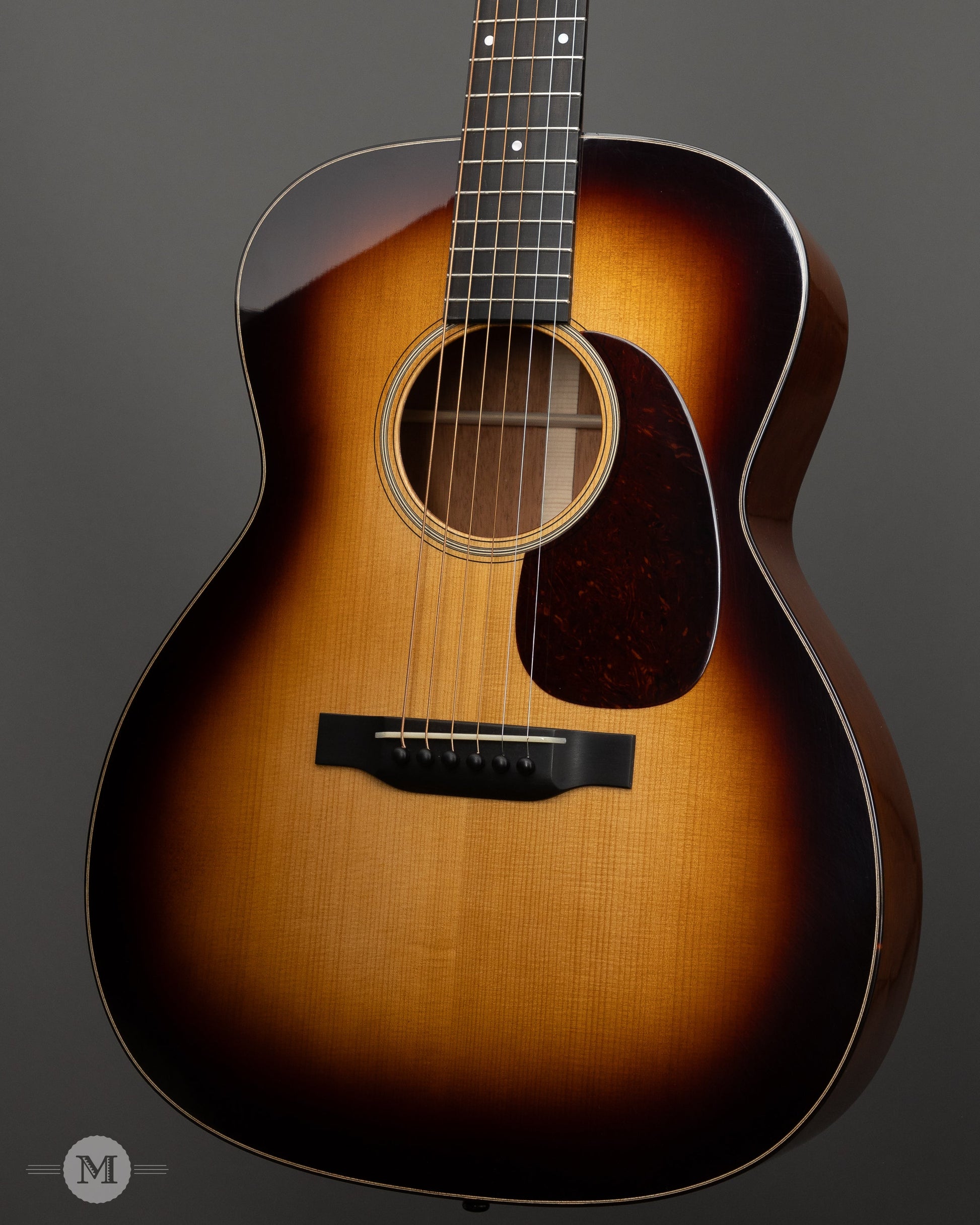 JC Baxendale Guitars - 000-18 - Shade Top