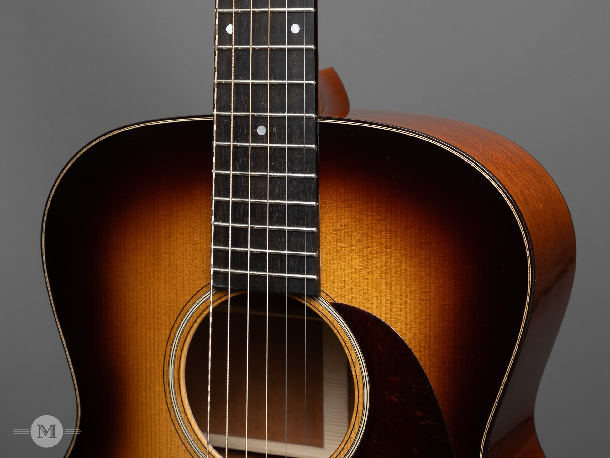JC Baxendale Guitars - 000-18 - Shade Top