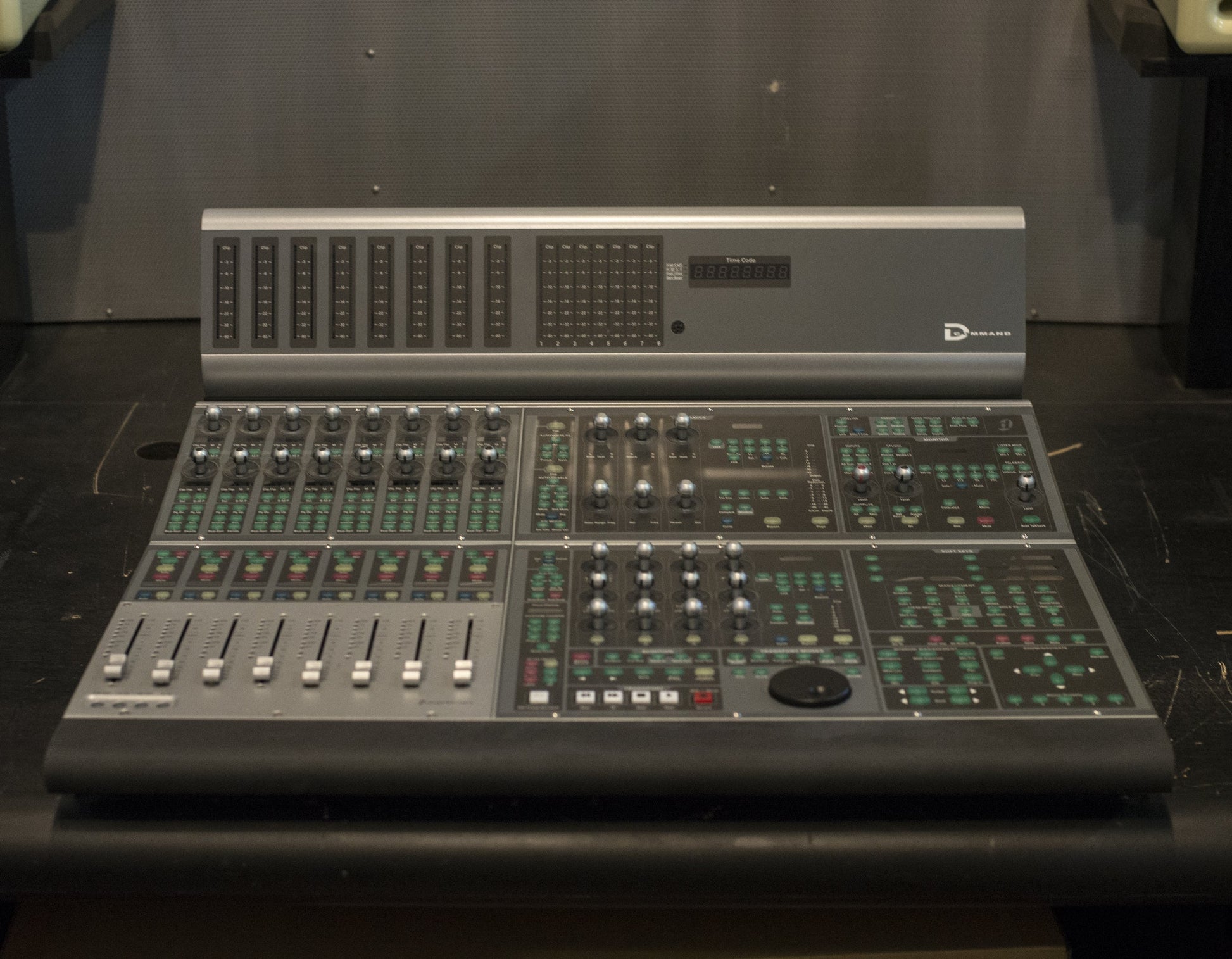 Avid D Command Main ES Unit with Xmon (C101519)
