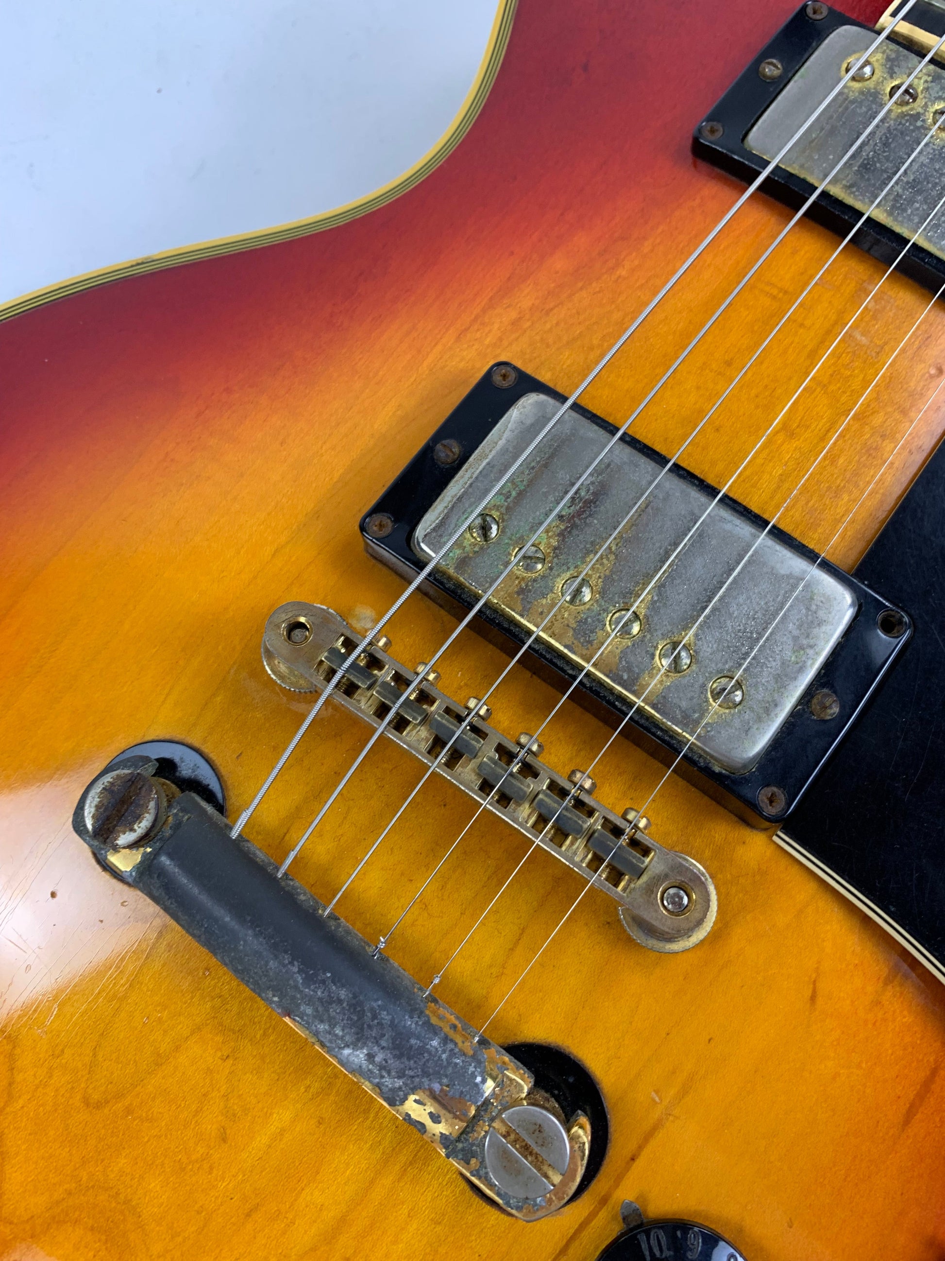 1973 Gibson Les Paul Custom Cherry Sunburst Vintage LP w Original Case Patent Sticker Humbuckers