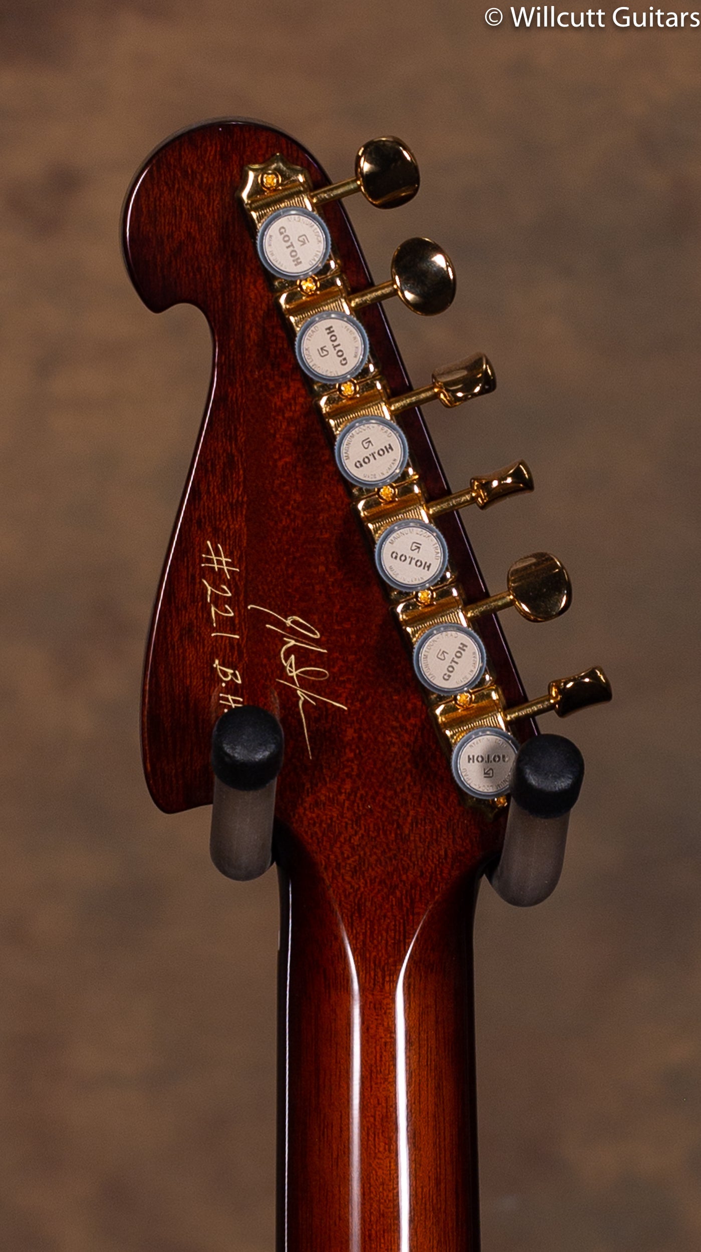 Knaggs Chena Blue Heron Limited #4 Purple USED