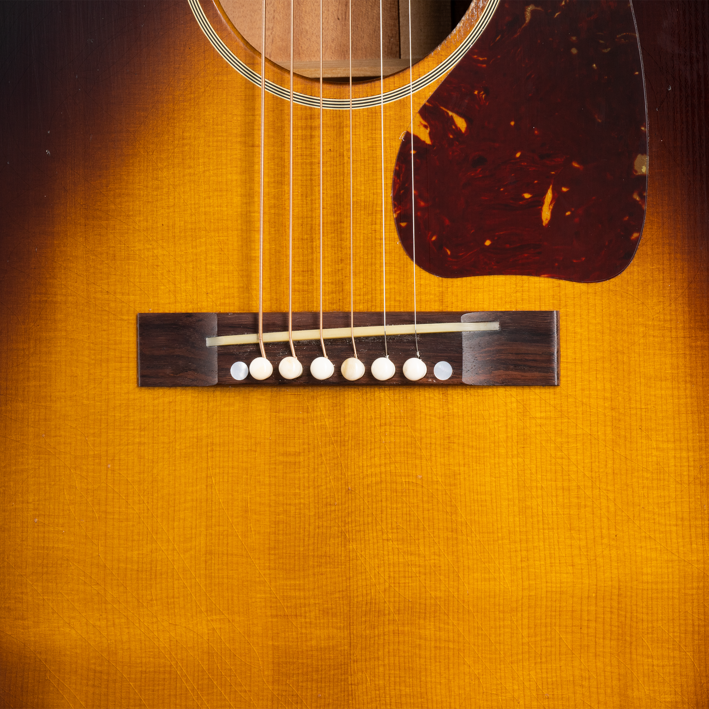 Gibson Custom 1942 Banner J-45 Reissue, Light Aged, Vintage Sunburst