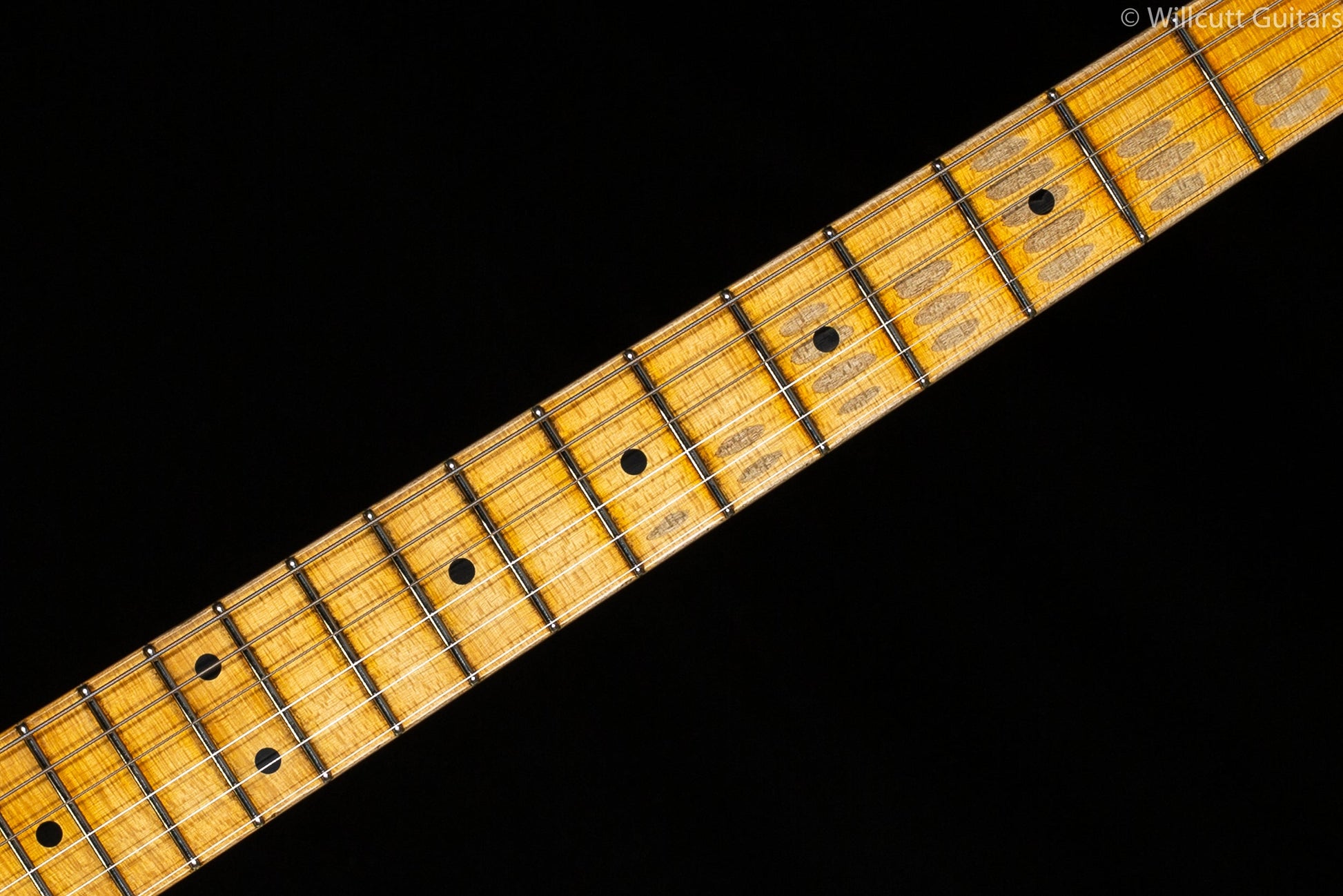 Fender Custom Shop '57 Stratocaster Relic Wide-Fade 2-Color Sunburst Maple Fingerboard
