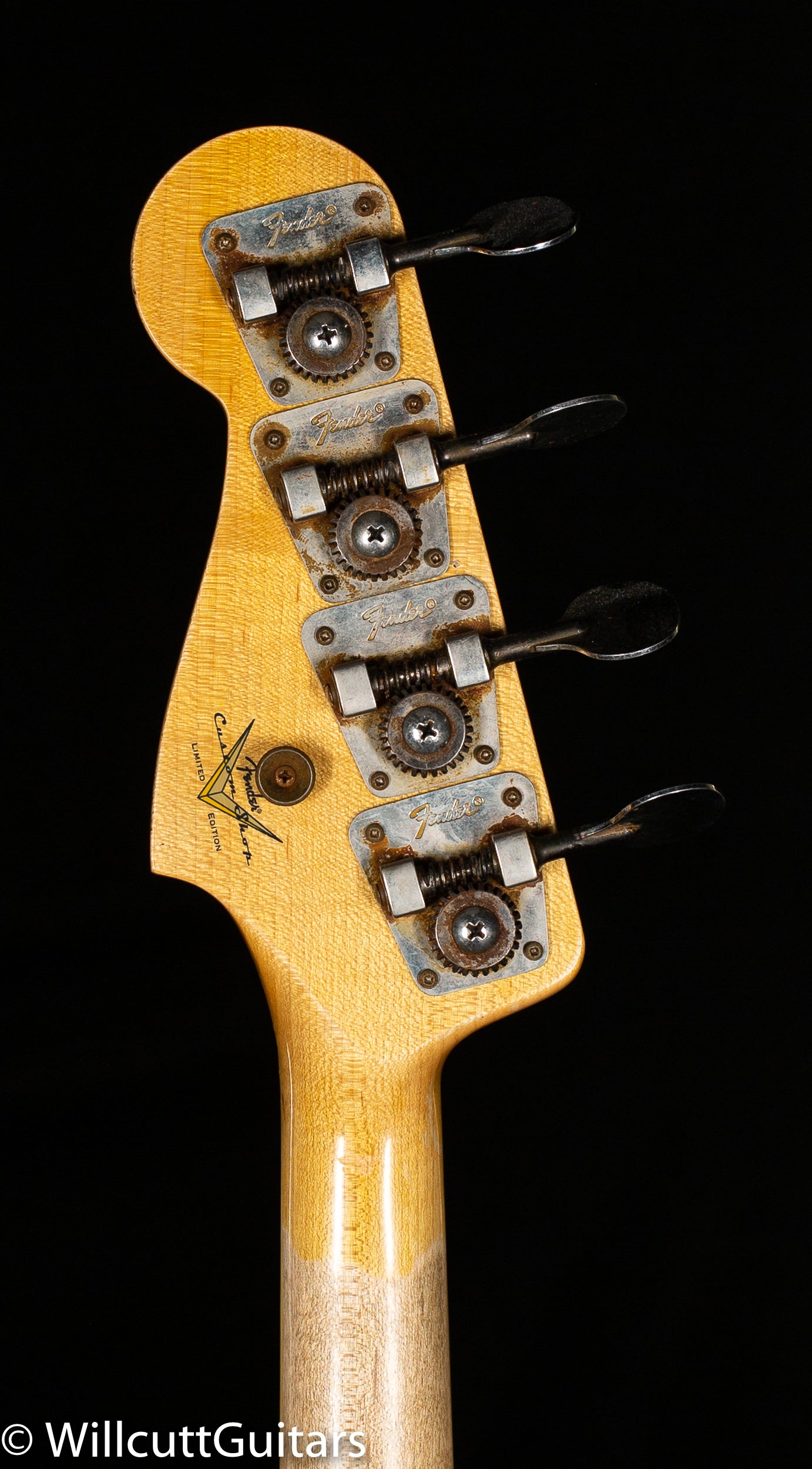 Fender Custom Shop Limited Edition P/J Bass Journeyman Relic 3-Color Sunburst Bass Guitar