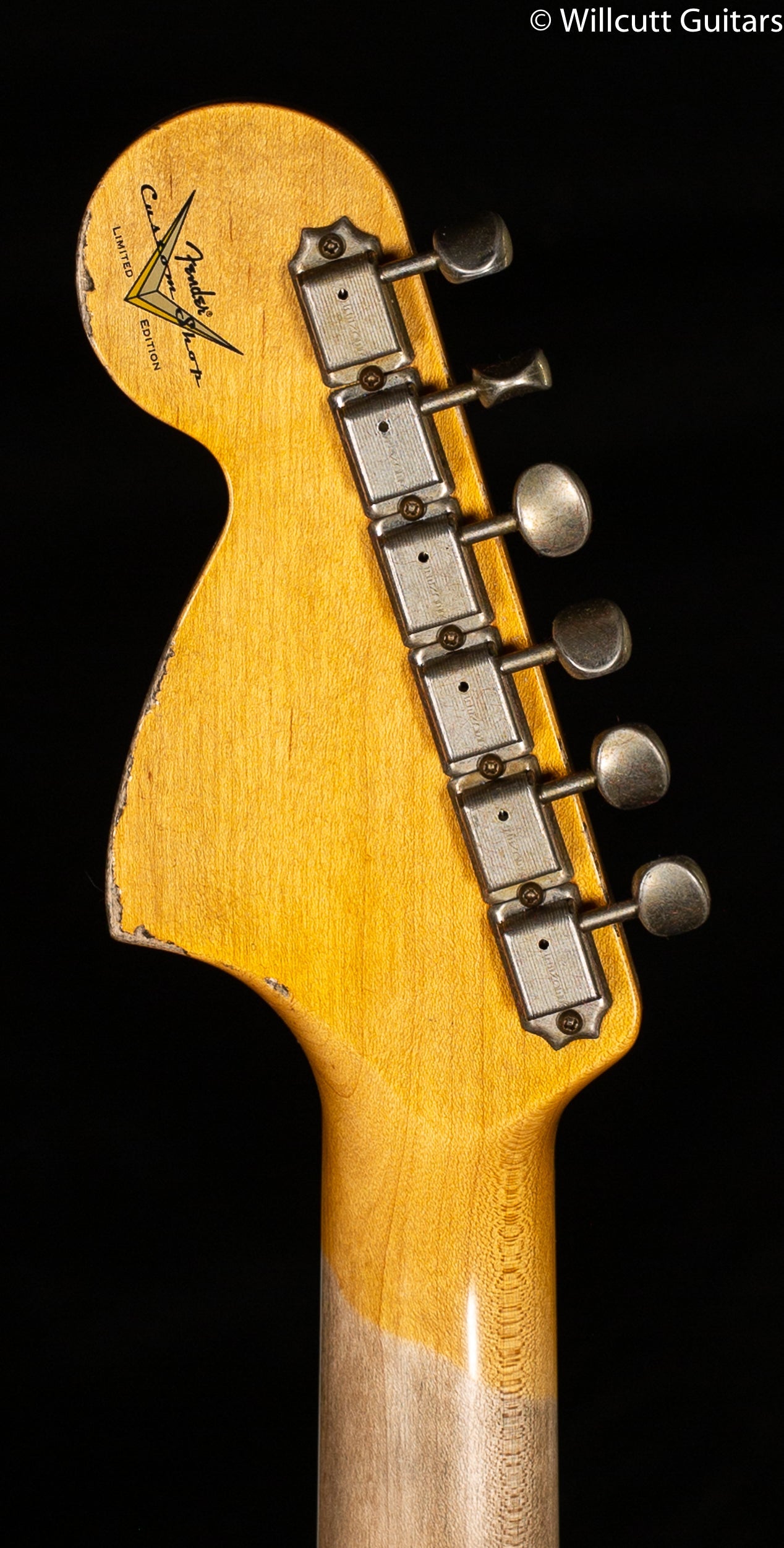 Fender Custom Shop Limited Edition 1967 Stratocaster Heavy Relic Aged Olympic White/ 3-Color Sunburst (006)