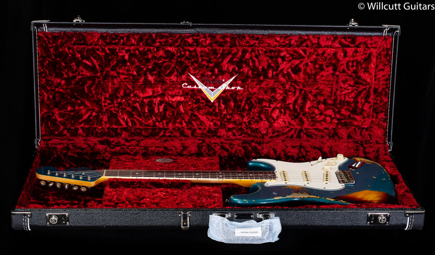 Fender Custom Shop LIMITED EDITION 1967 STRATOCASTER® HEAVY RELIC® AGED OCEAN TURQUOISE OVER 3-COLOR SUNBURST (057)