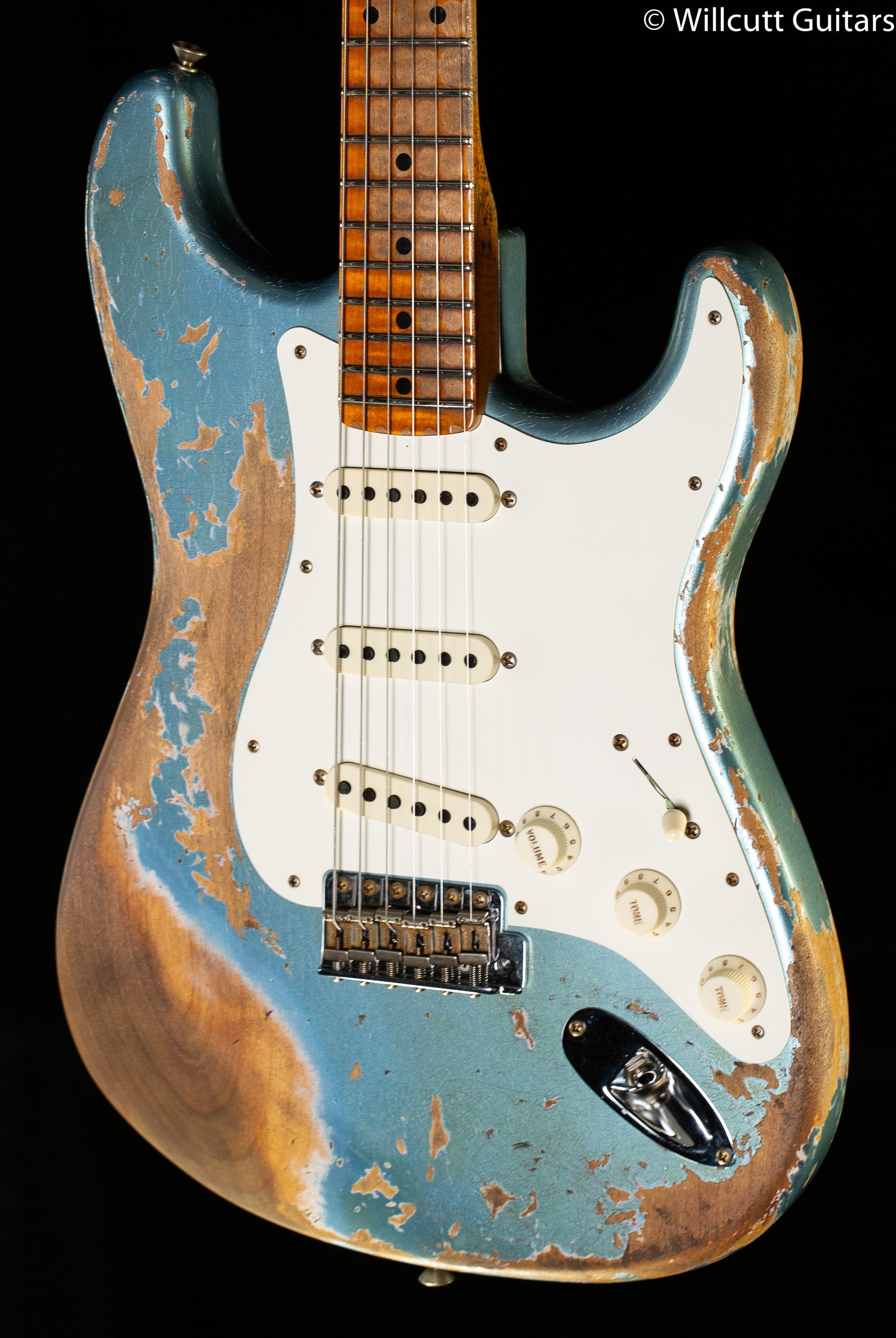 Fender Custom Shop Limited Edition Red Hot Strat Super Heavy Relic Maple Fingerboard Super Faded Aged Lake Placid Blue (989)