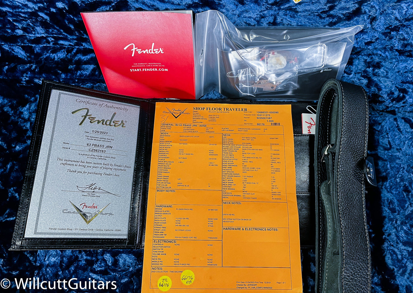Fender Custom Shop 1963 Precision Bass Journeyman Relic Aged Daphne Blue (163)
