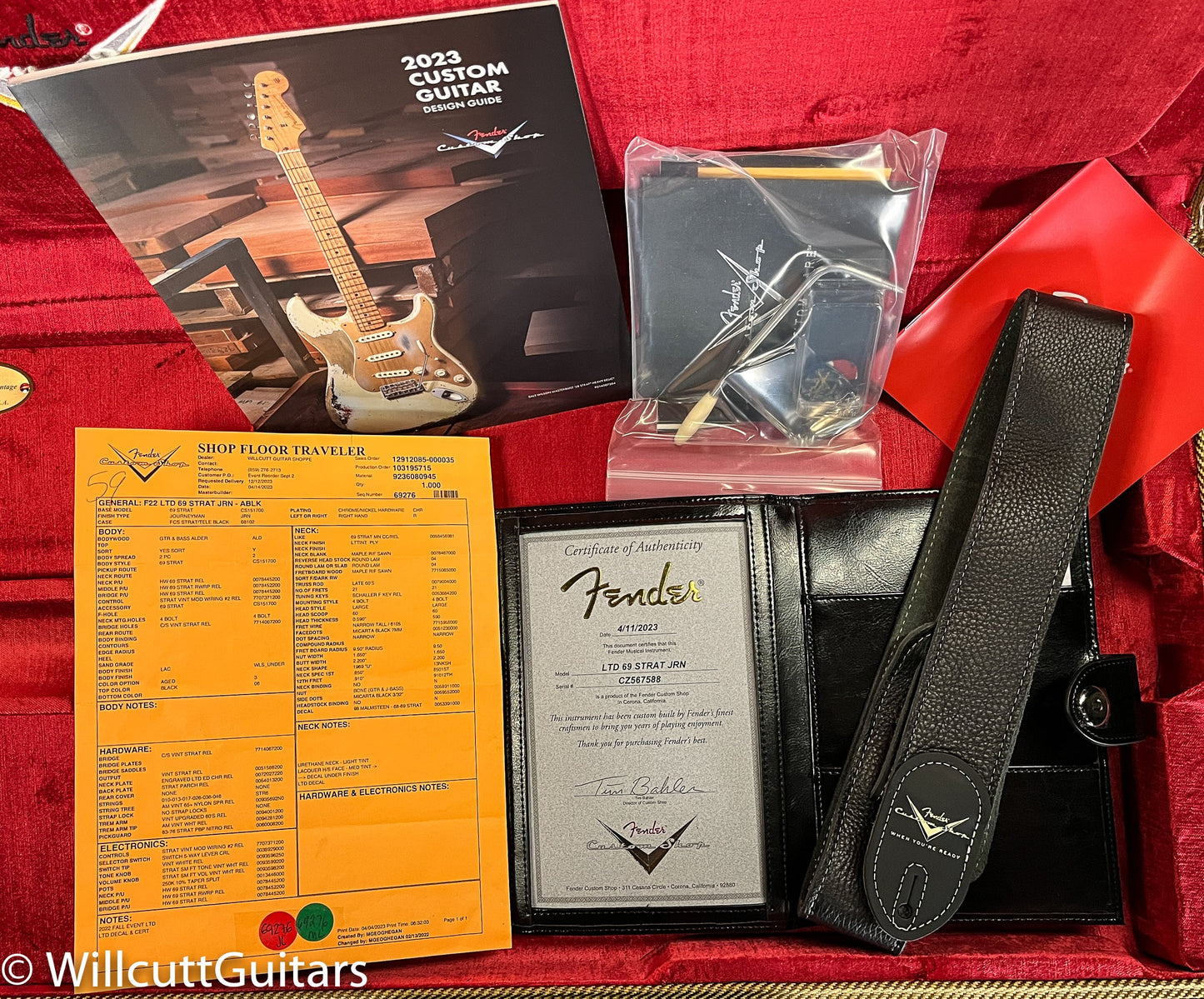 Fender Custom Shop LTD 1969 Stratocaster Journeyman Relic Aged Black (588)