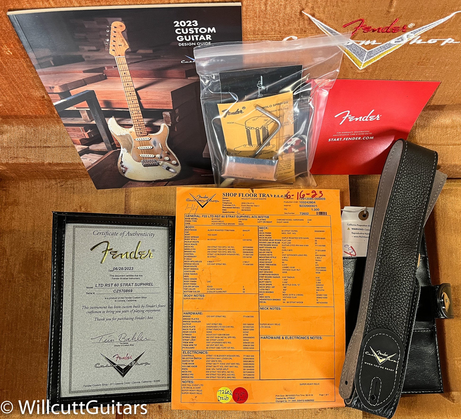 Fender Custom Shop Roasted 1960 Stratocaster Heavy Relic Aged Olympic White over 3-Color Sunburst (869)