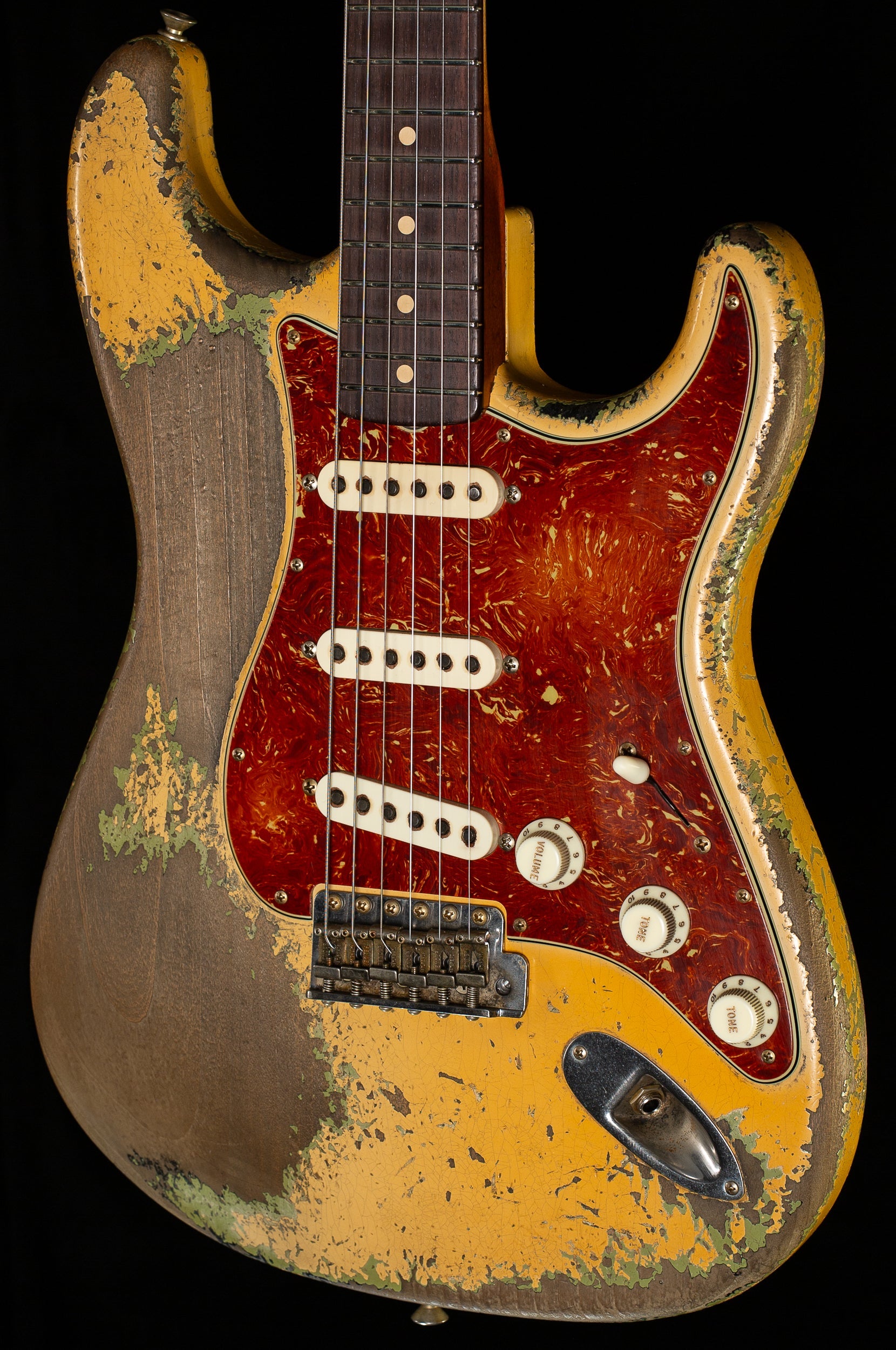 Fender Custom Shop Masterbuilt Dennis Galuszka 1961 Stratocaster Heavy Relic Desert Sand over Green over Black (031)