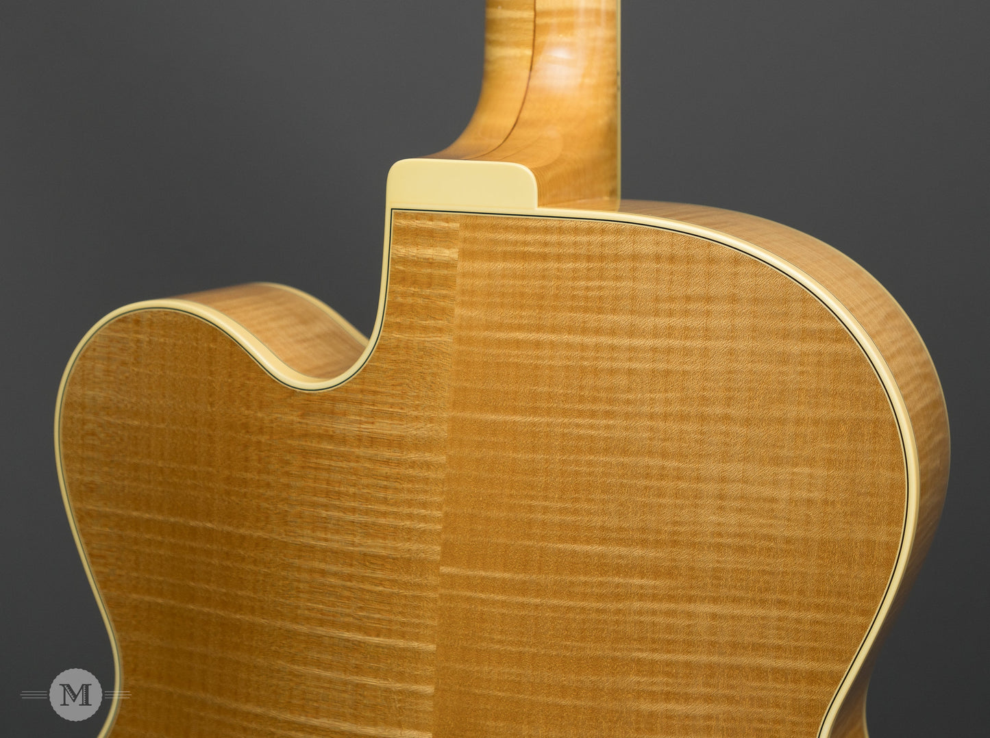 Campellone Guitars - 2007 Archtop - Special Series - Blonde