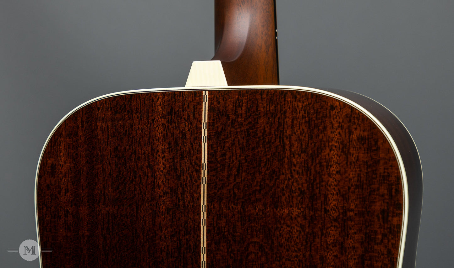 Circle Strings - Salvage Series - Dreadnought - Sunburst - Sinker Sitka with Old Mahogany