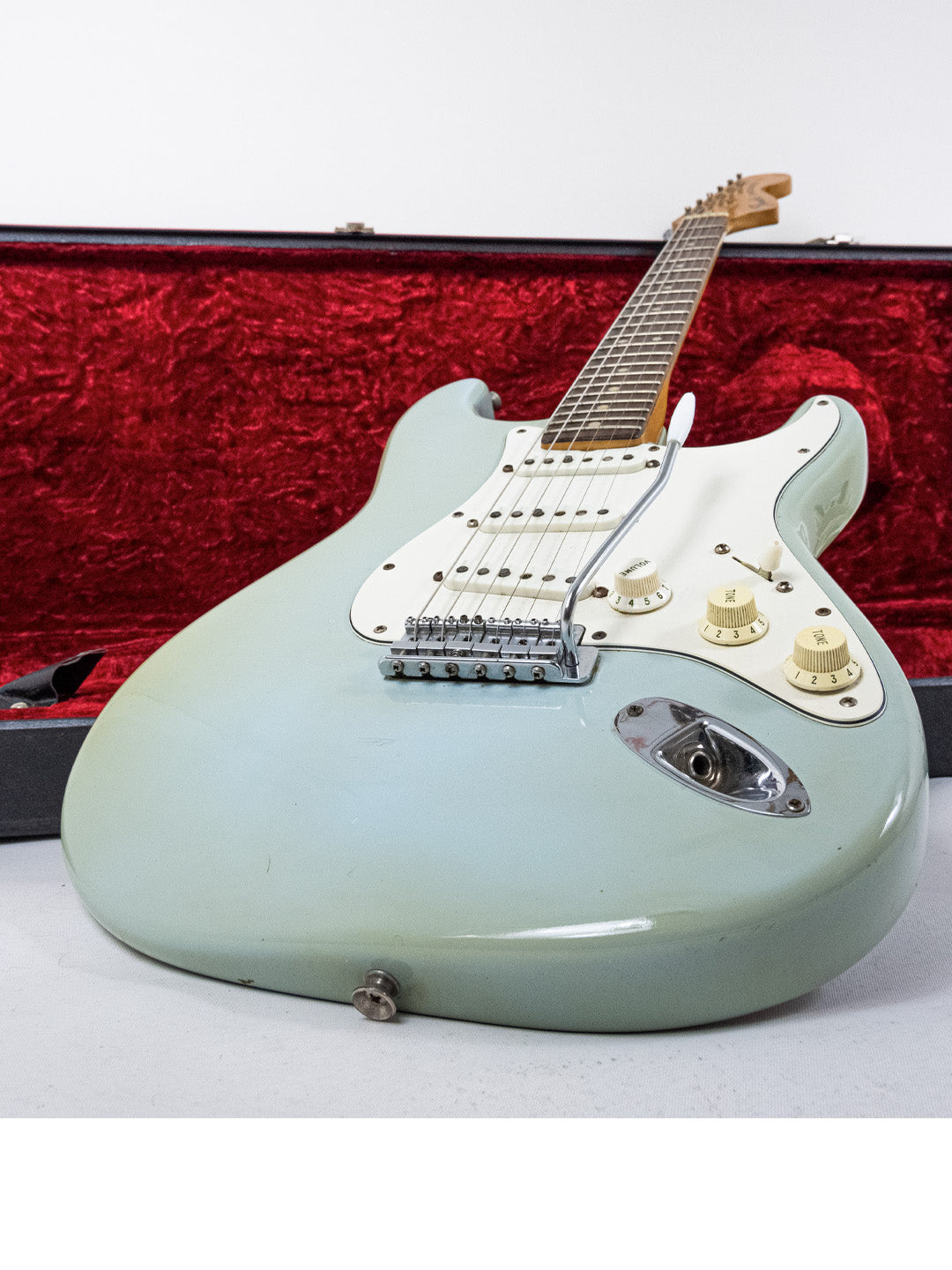 SOLD  - Vintage Fender Stratocaster Refin – USA 1972