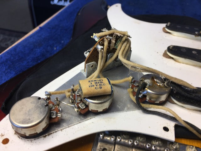 SOLD - Vintage Fender Stratocaster – USA 1958