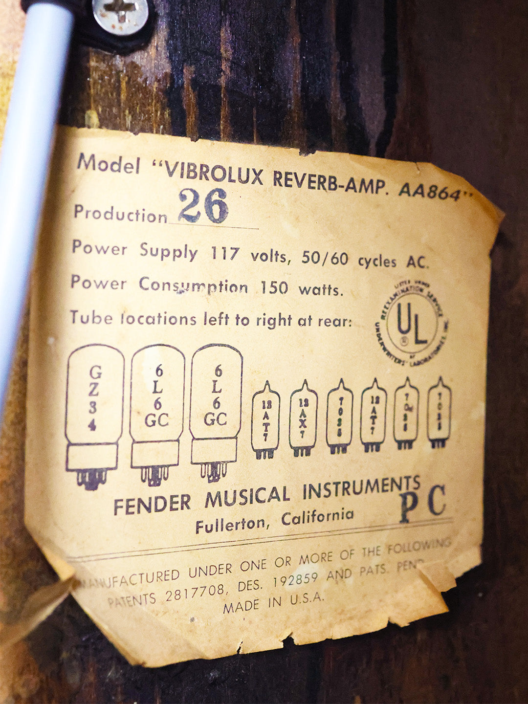 SOLD - Vintage Fender Vibrolux Reverb 35-Watt Combo Amplifier - USA 1966
