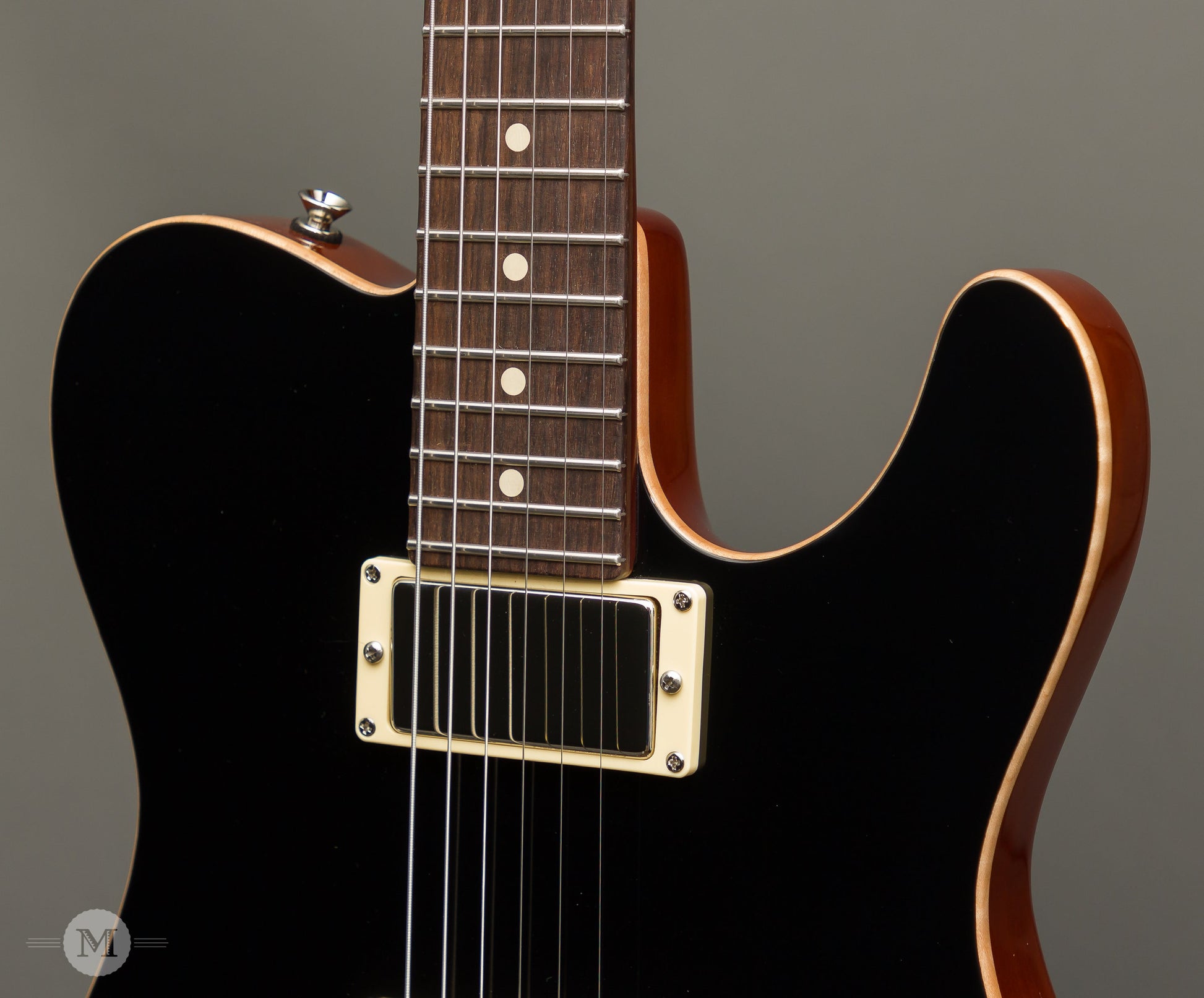 Tom Anderson Electric Guitars - Cobra T - Black w/Scrape Binding
