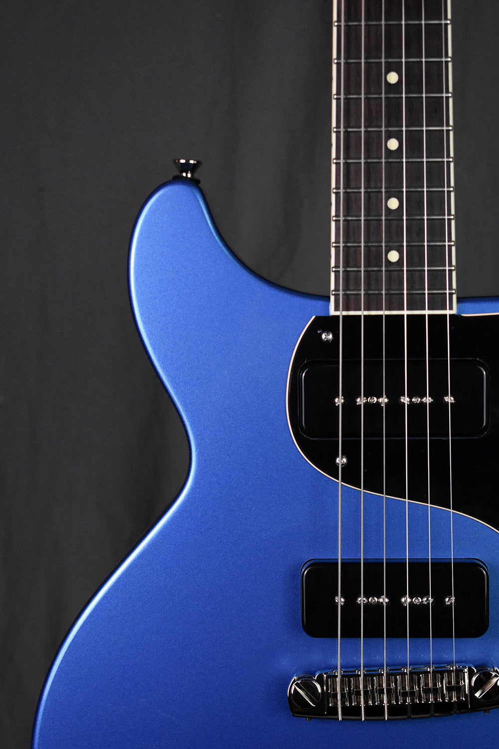 Collings 290 DC Pelham Blue