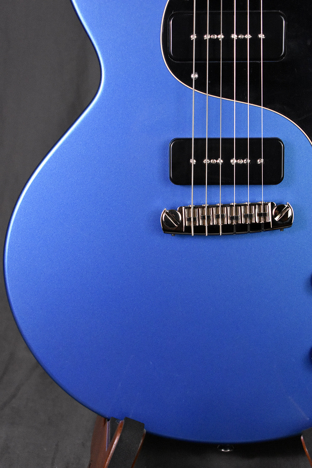 Collings 290 DC Pelham Blue
