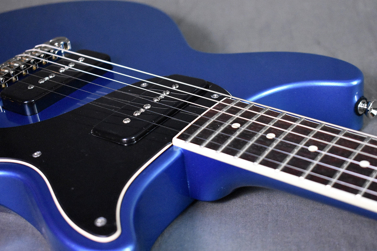 Collings 290 DC Pelham Blue