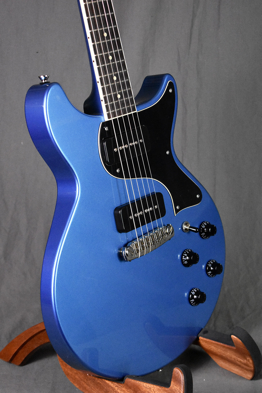 Collings 290 DC Pelham Blue