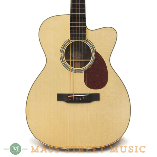 Collings Acoustic Guitars - OM3 MRG VN Cutaway