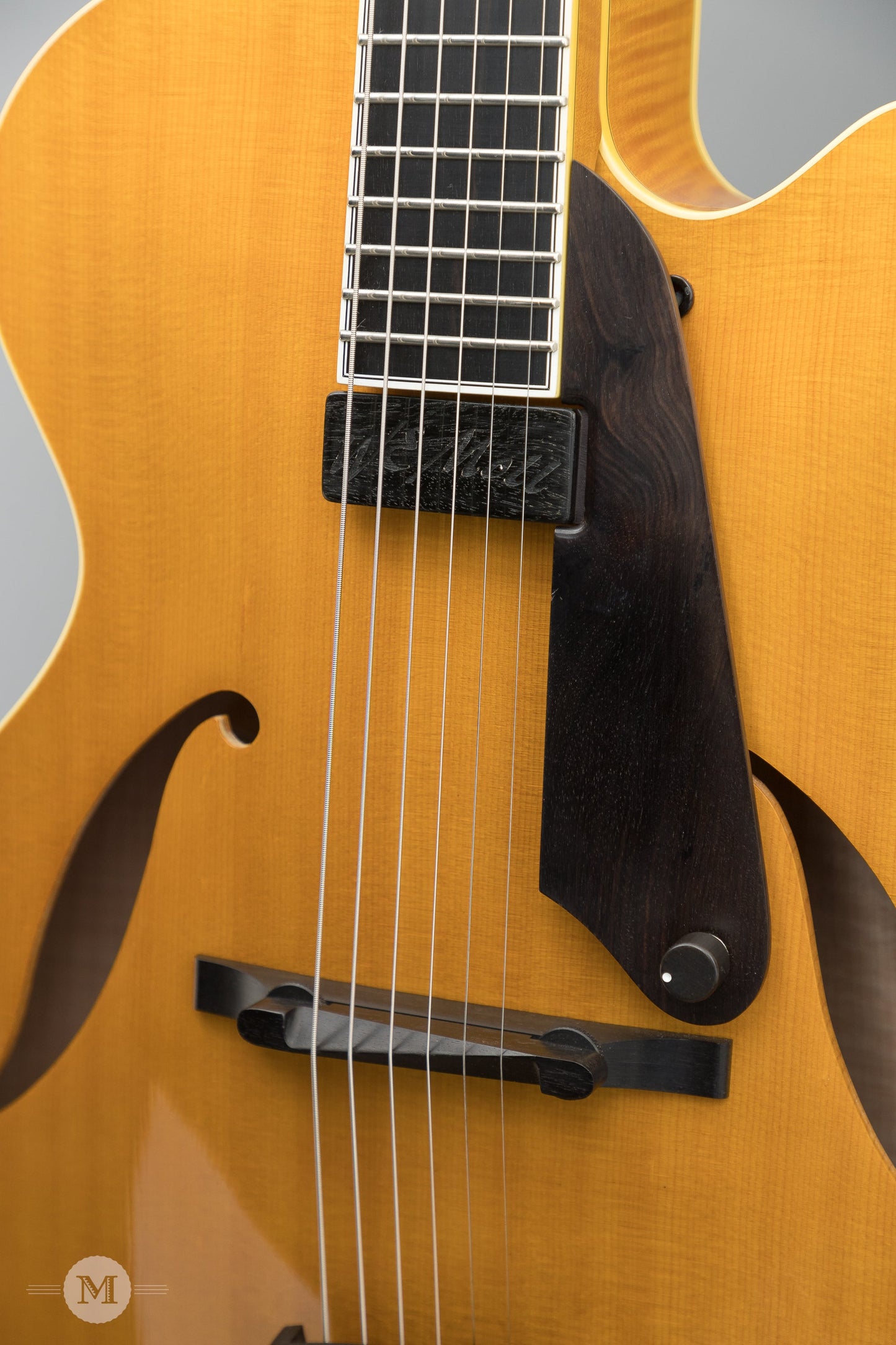 Moll Custom Instruments - 2003 The Classic 16" Archtop - Used