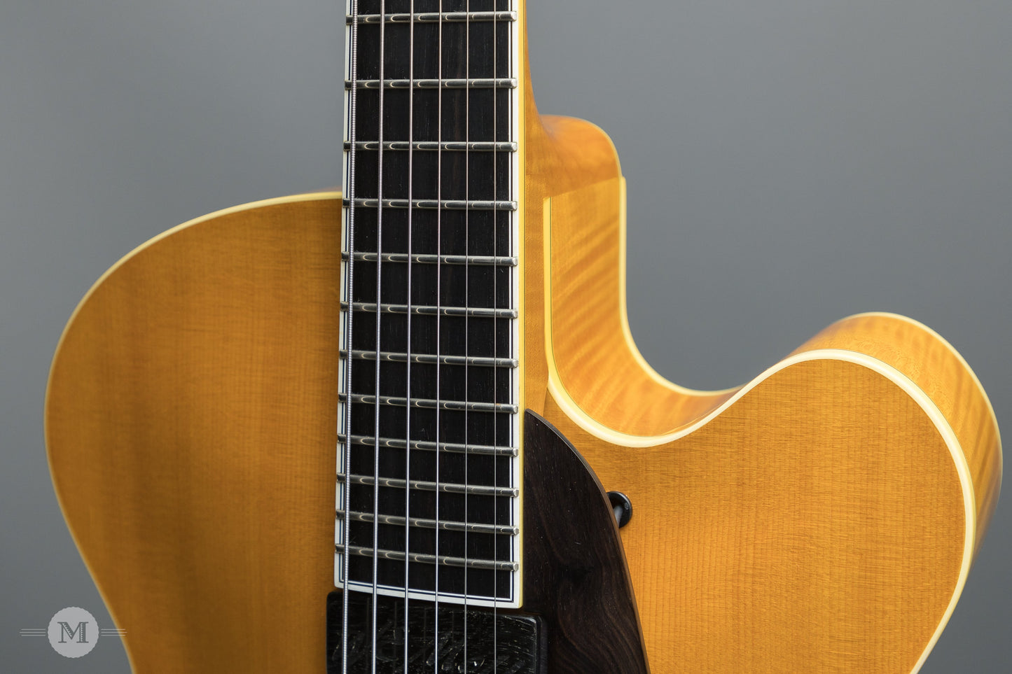 Moll Custom Instruments - 2003 The Classic 16" Archtop - Used