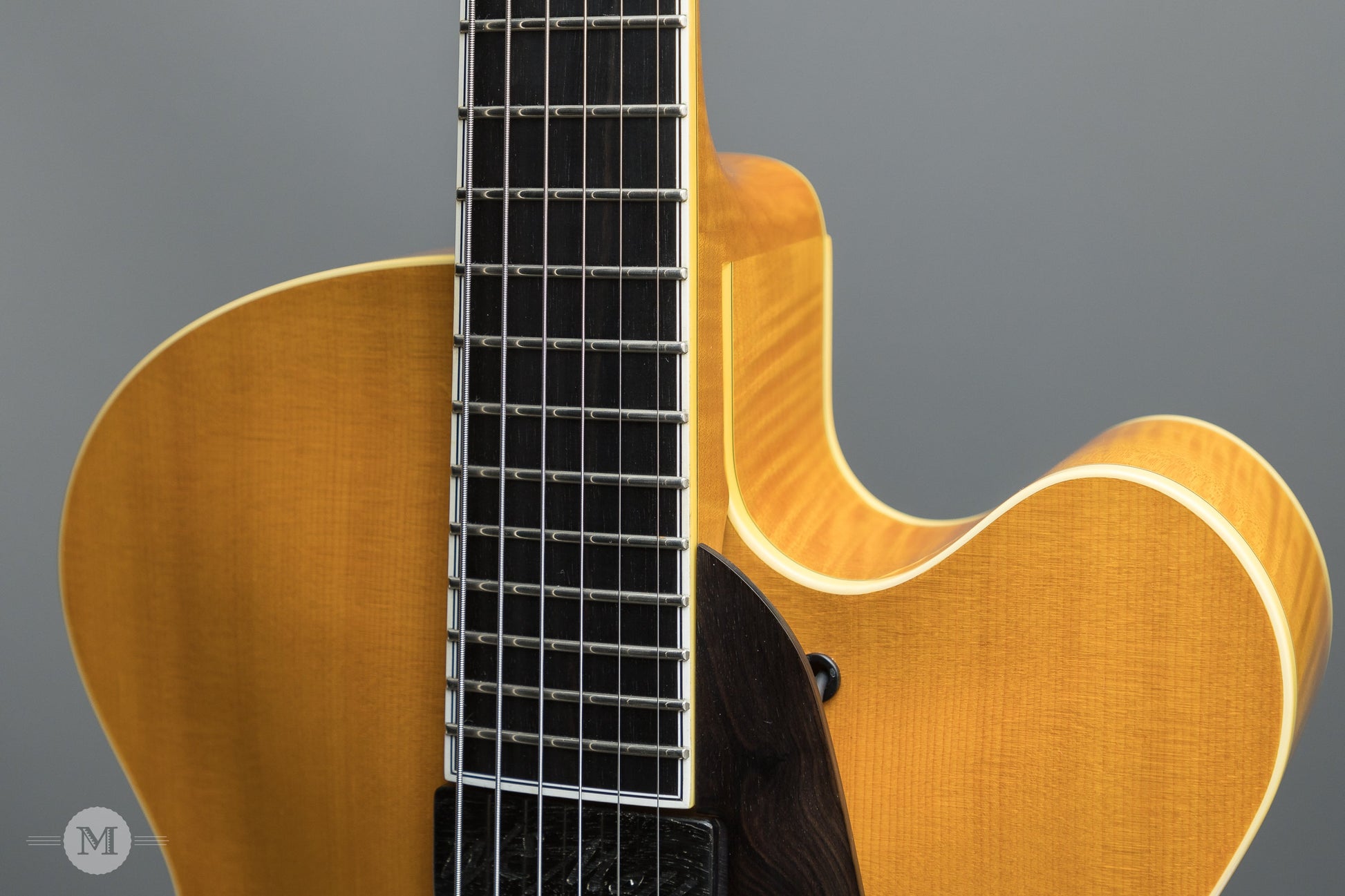 Moll Custom Instruments - 2003 The Classic 16" Archtop - Used