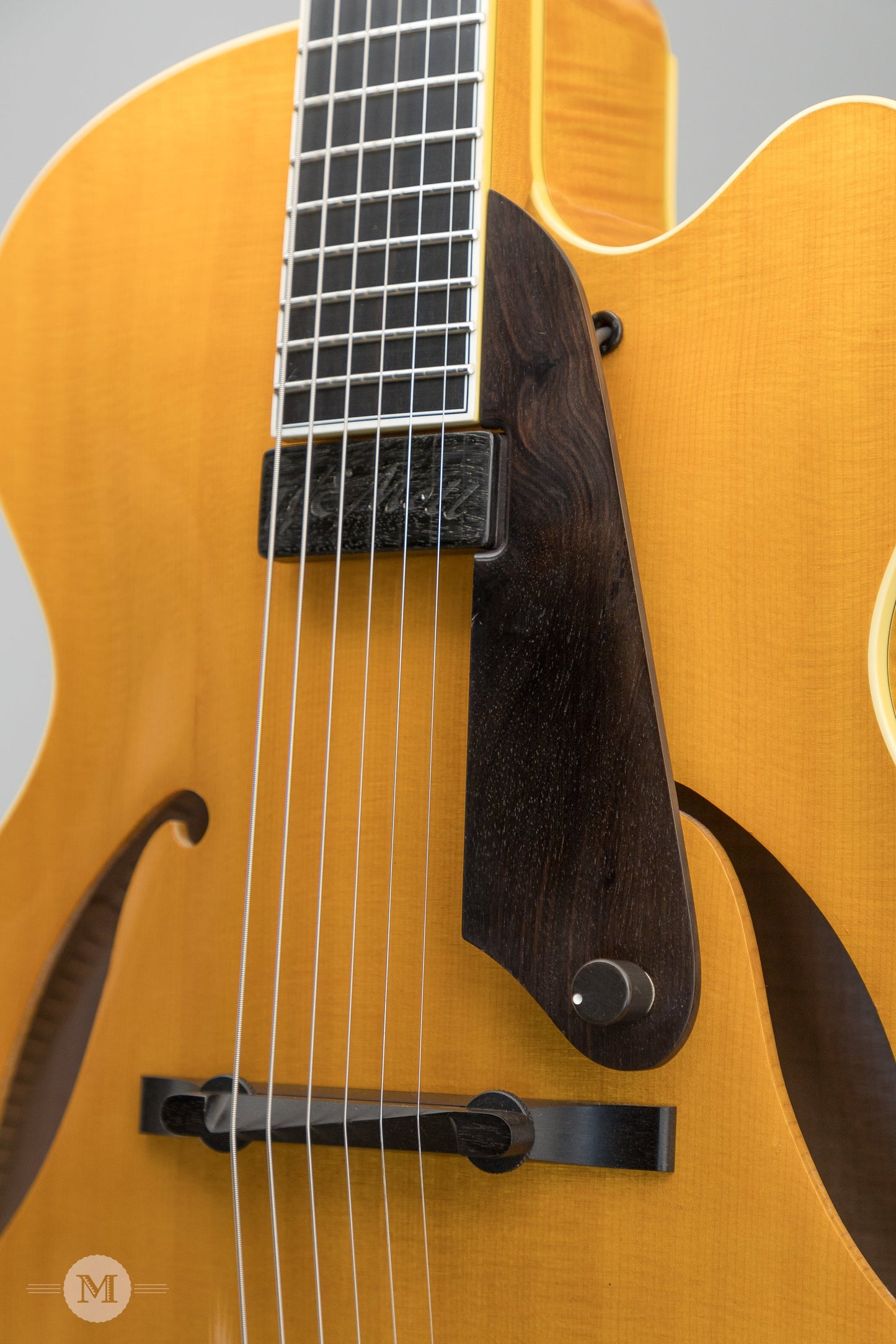 Moll Custom Instruments - 2003 The Classic 16" Archtop - Used