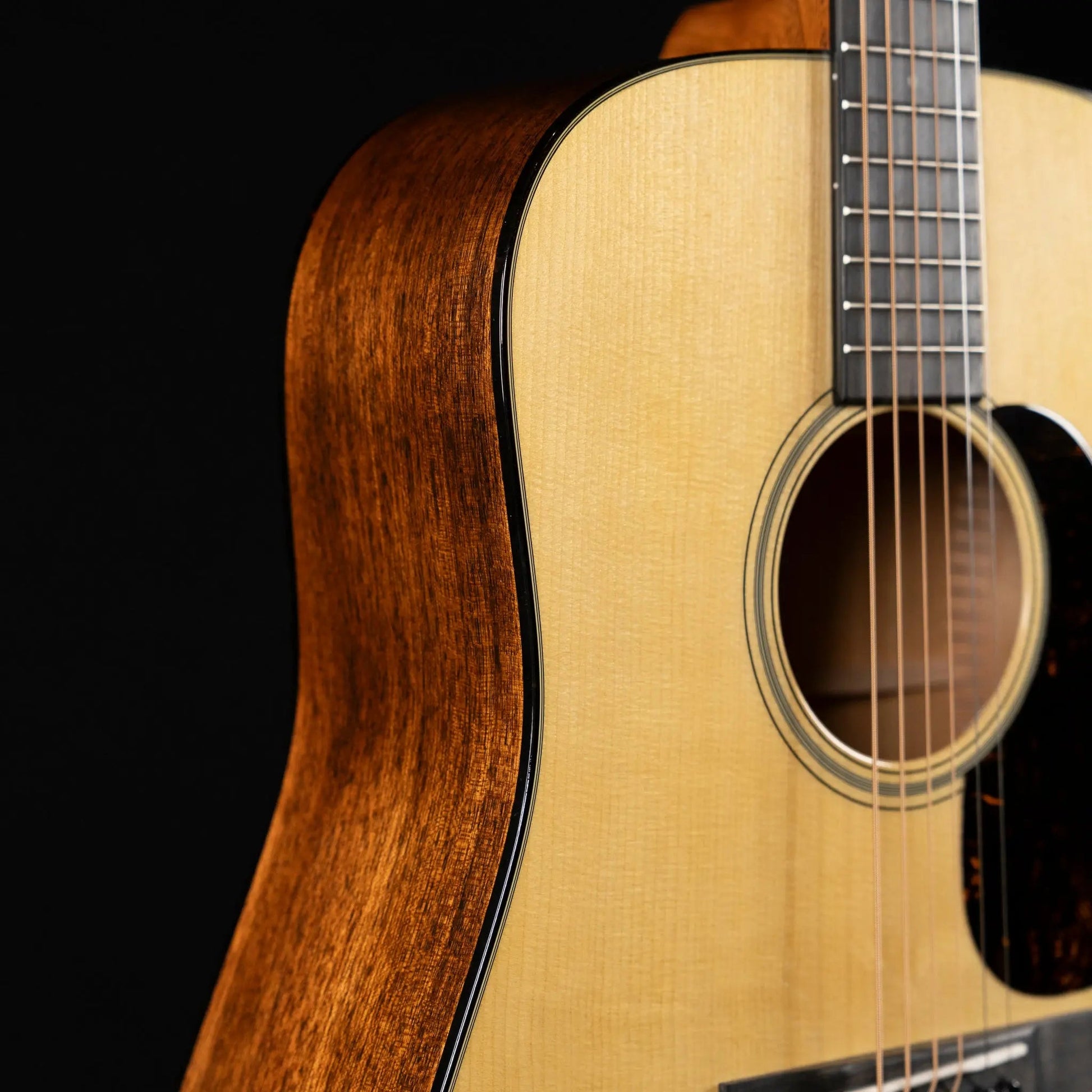 Martin Custom Shop D-18 Dreadnought Acoustic Guitar - Adirondack/Mahogany